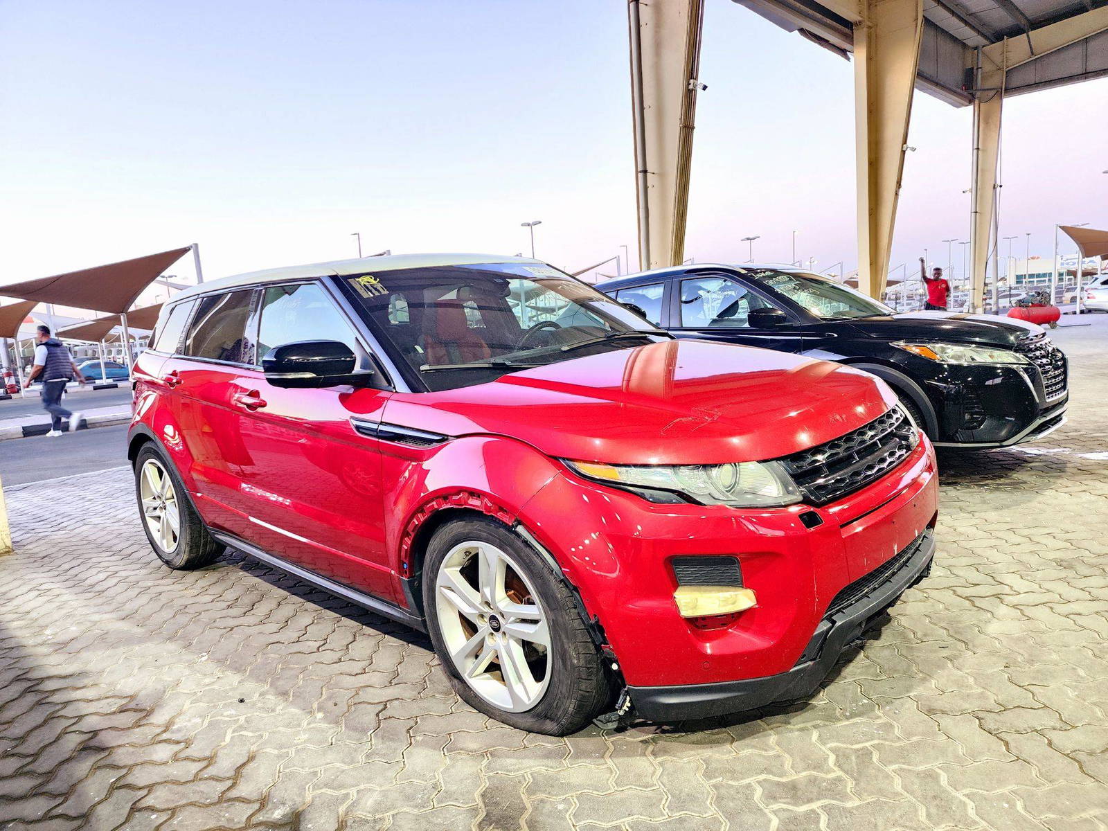 2013 LAND ROVER RANGE ROVER EVOQUE — 100055 Miles — Lot BGXDH715709 — Souq - Marhaba Auctions Used Cars - Image 4