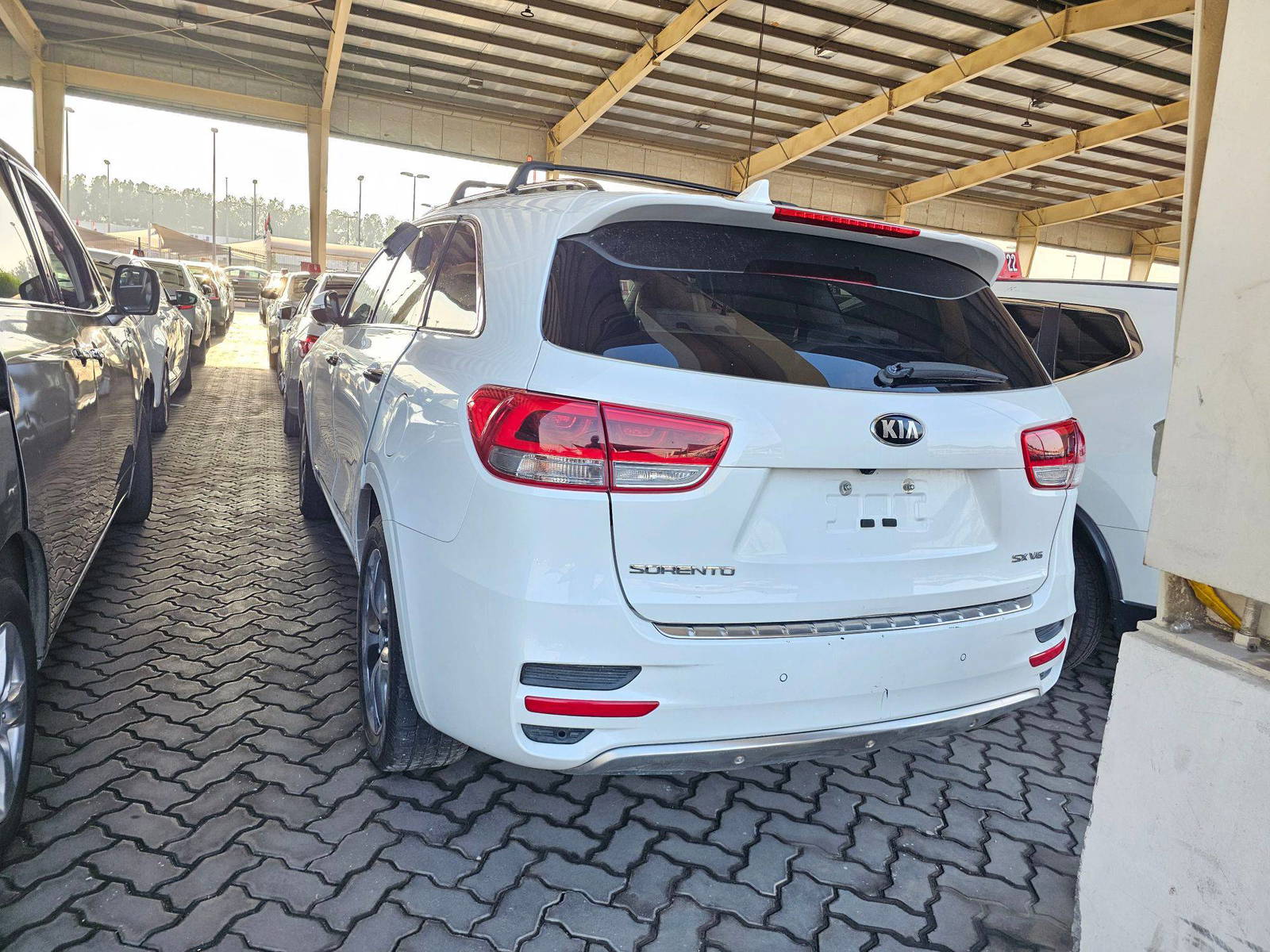 2018 KIA SORENTO — 84890 Miles — Lot 42477531 — Main - Marhaba Auctions Used Cars - Image 3