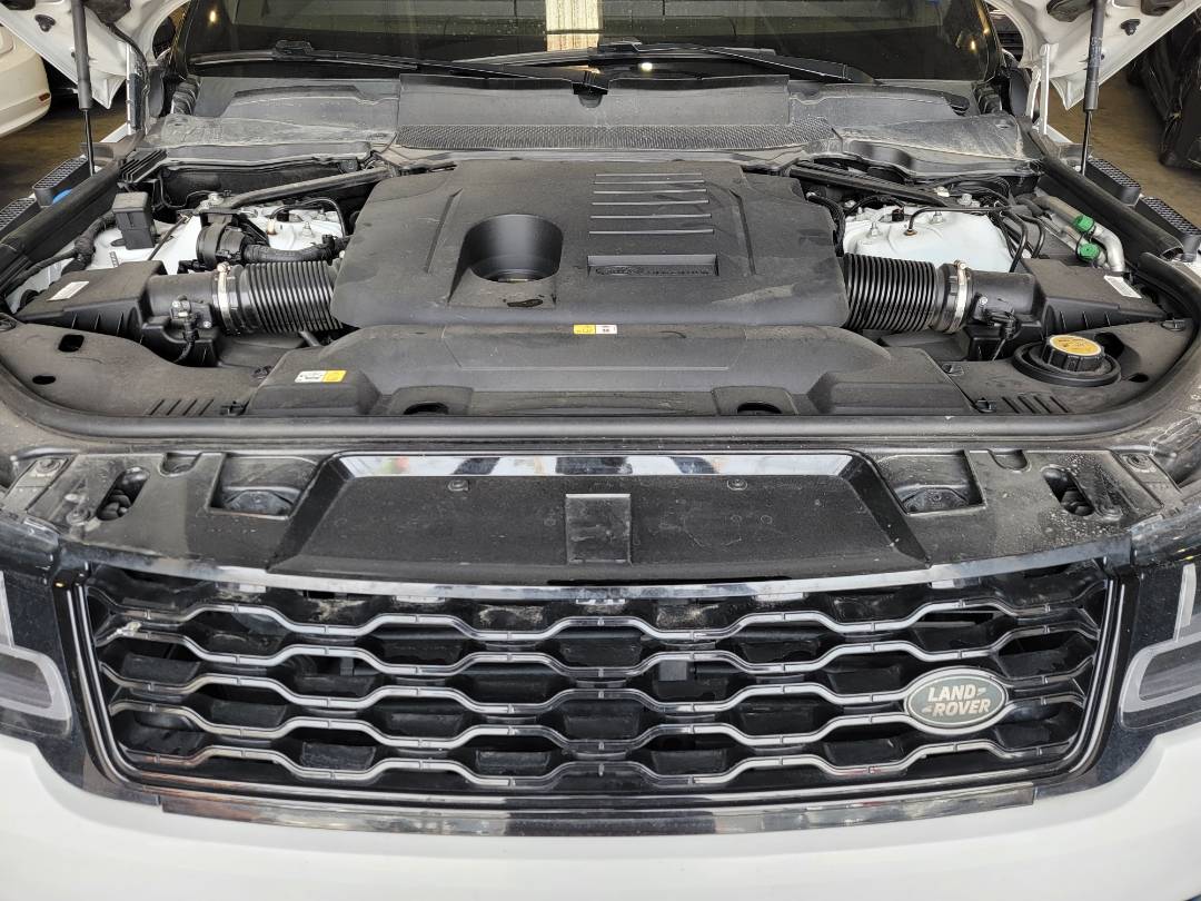 2019 LAND ROVER RANGE ROVER SPORT — 59685 Miles — Lot 68935824 — Main - Marhaba Auctions Used Cars - Image 14