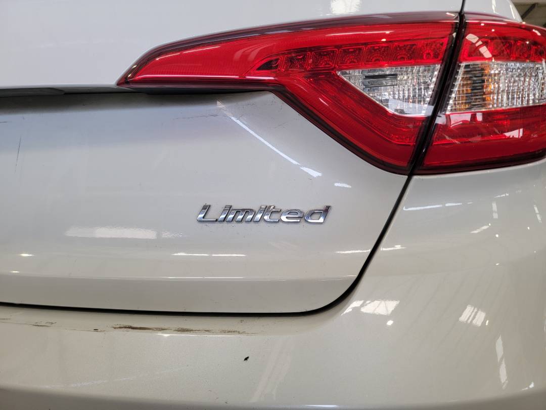 2016 HYUNDAI SONATA — 120385 Miles — Lot 38620631 - Marhaba Auctions Used Cars - Image 4