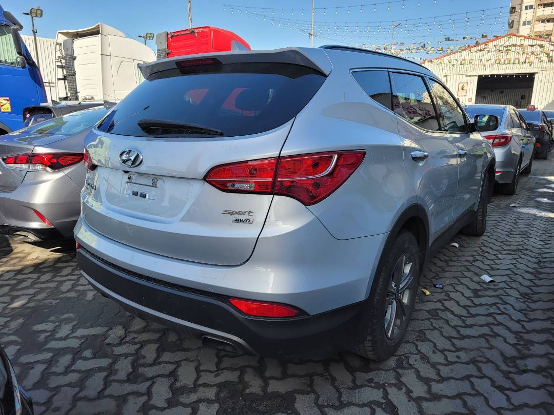 2016 HYUNDAI SANTA FE — 110462 Miles — Lot 78600624 — Main - Marhaba Auctions Used Cars - Image 3