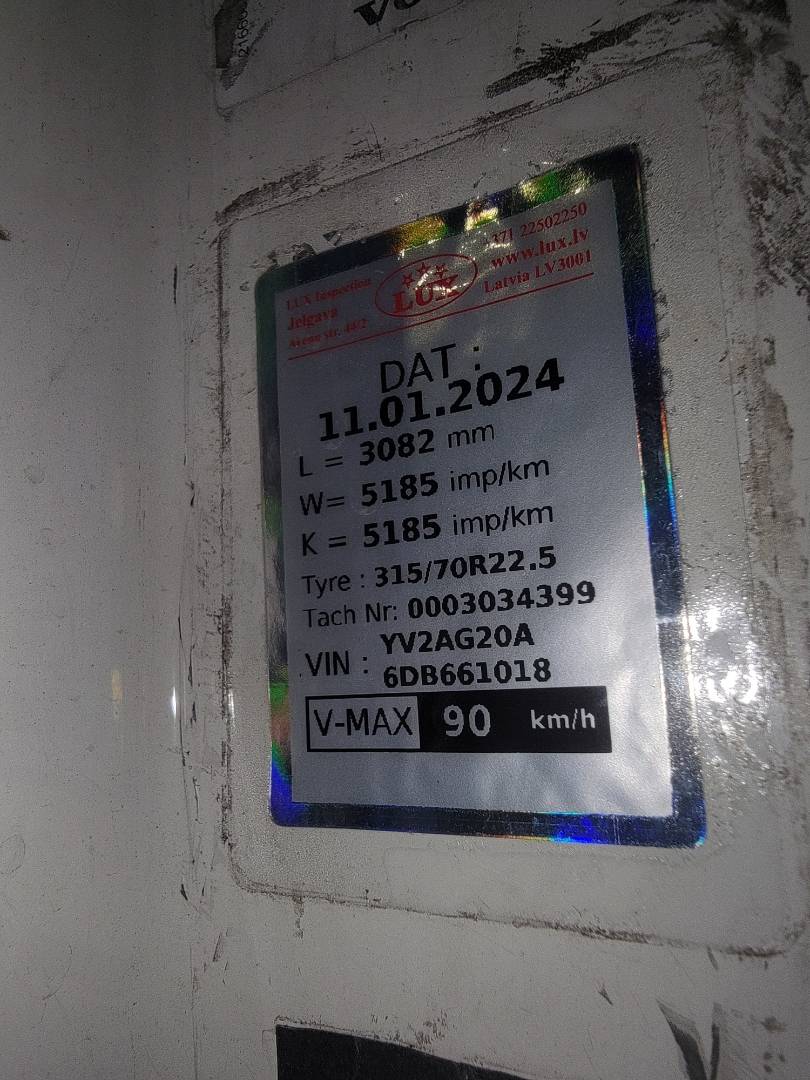 2013 VOLVO FH-Series — 1674327 KM — Lot 61018 — Main - Marhaba Auctions Used Cars - Image 11