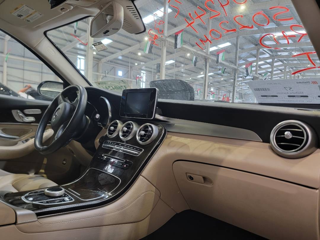 2019 MERCEDES BENZ GLC-300 — 50220 Miles — Lot 37604244 - Marhaba Auctions Used Cars - Image 5