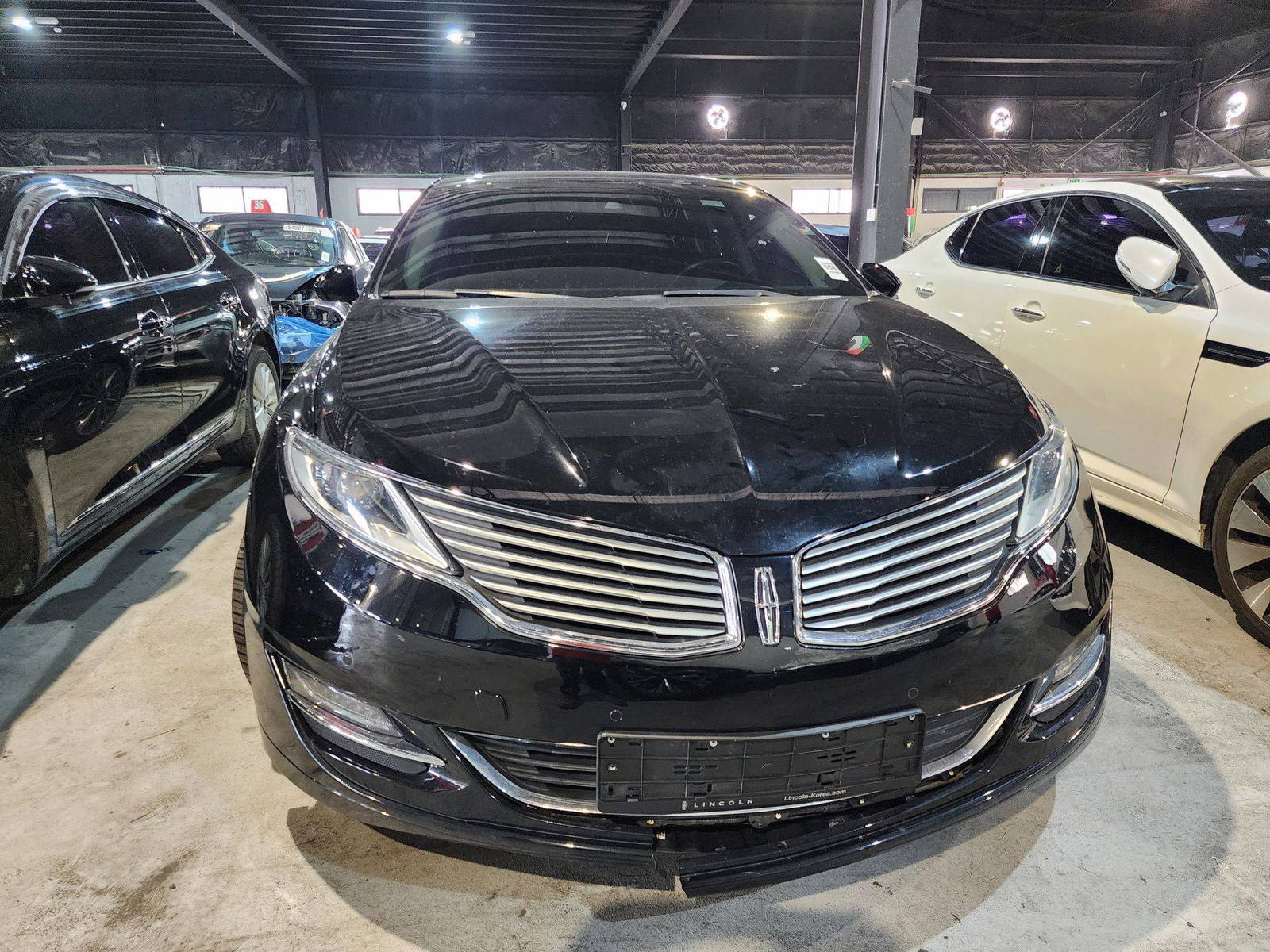 2016 LINCOLN MKZ — 148026 KM — Lot 605612 — Al Quoz - Marhaba Auctions Used Cars - Image 5