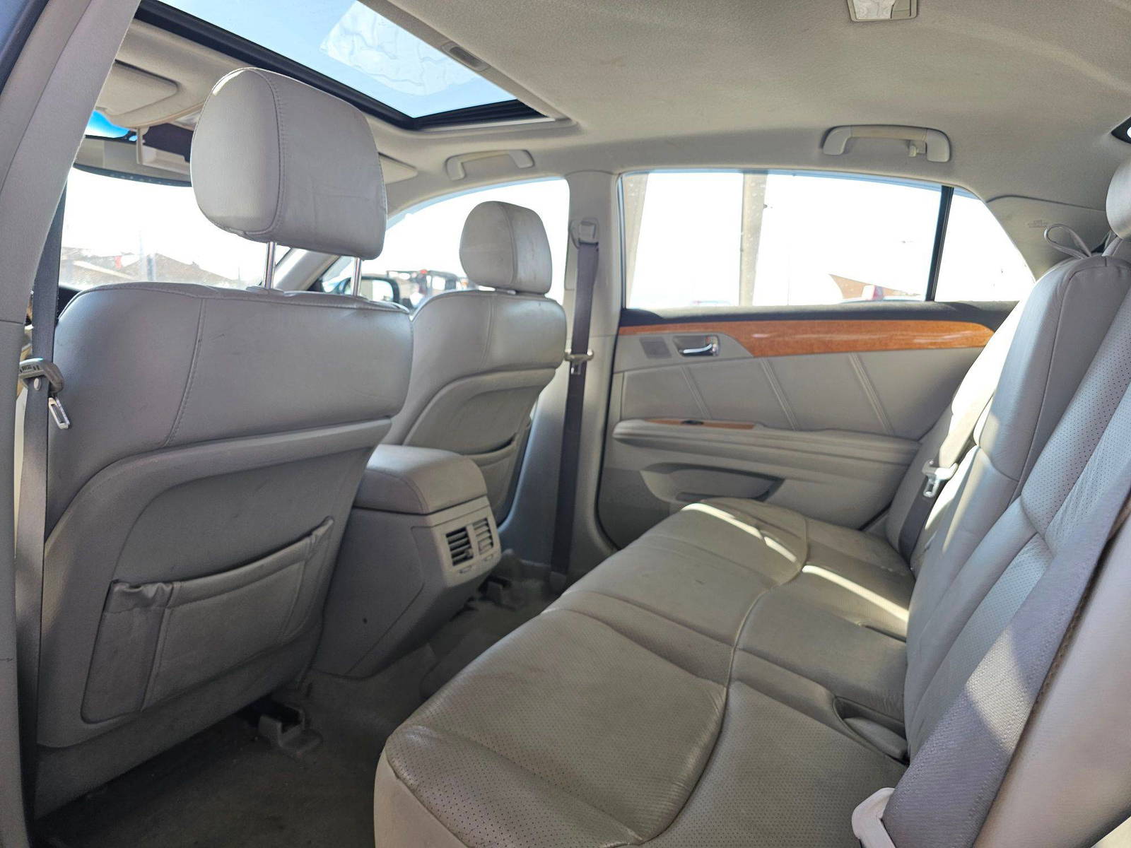 TOYOTA AVALON 2006 - Marhaba Auction Used Cars - Image 6