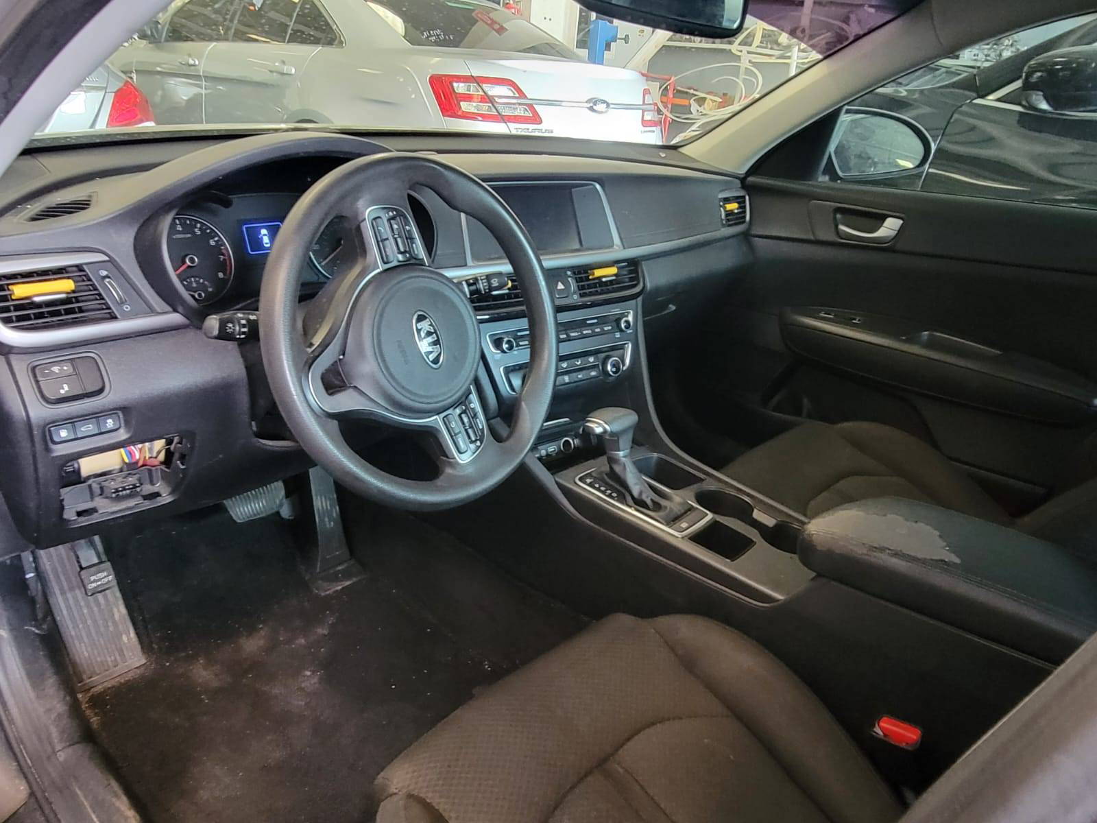 KIA OPTIMA 2018 - Marhaba Auction Used Cars - Image 6