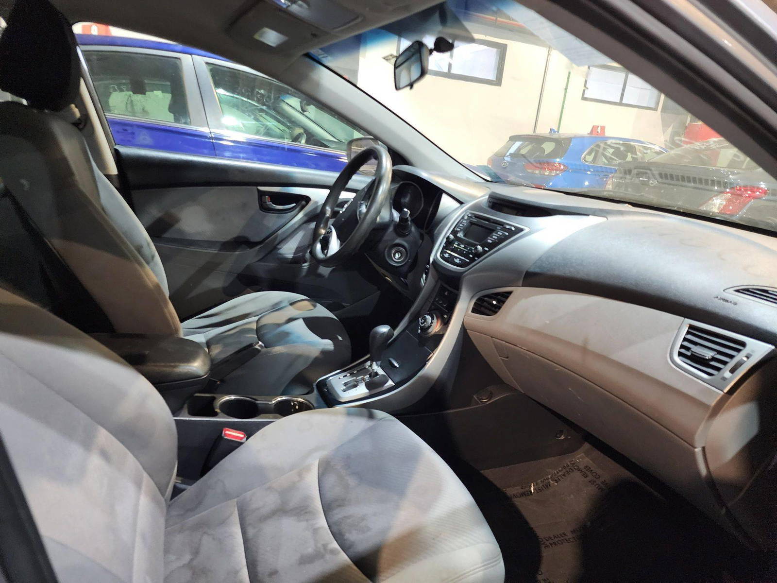 2013 HYUNDAI ELANTRA — 209581 Miles — Lot 39296434 — Al Quoz - Marhaba Auctions Used Cars - Image 6