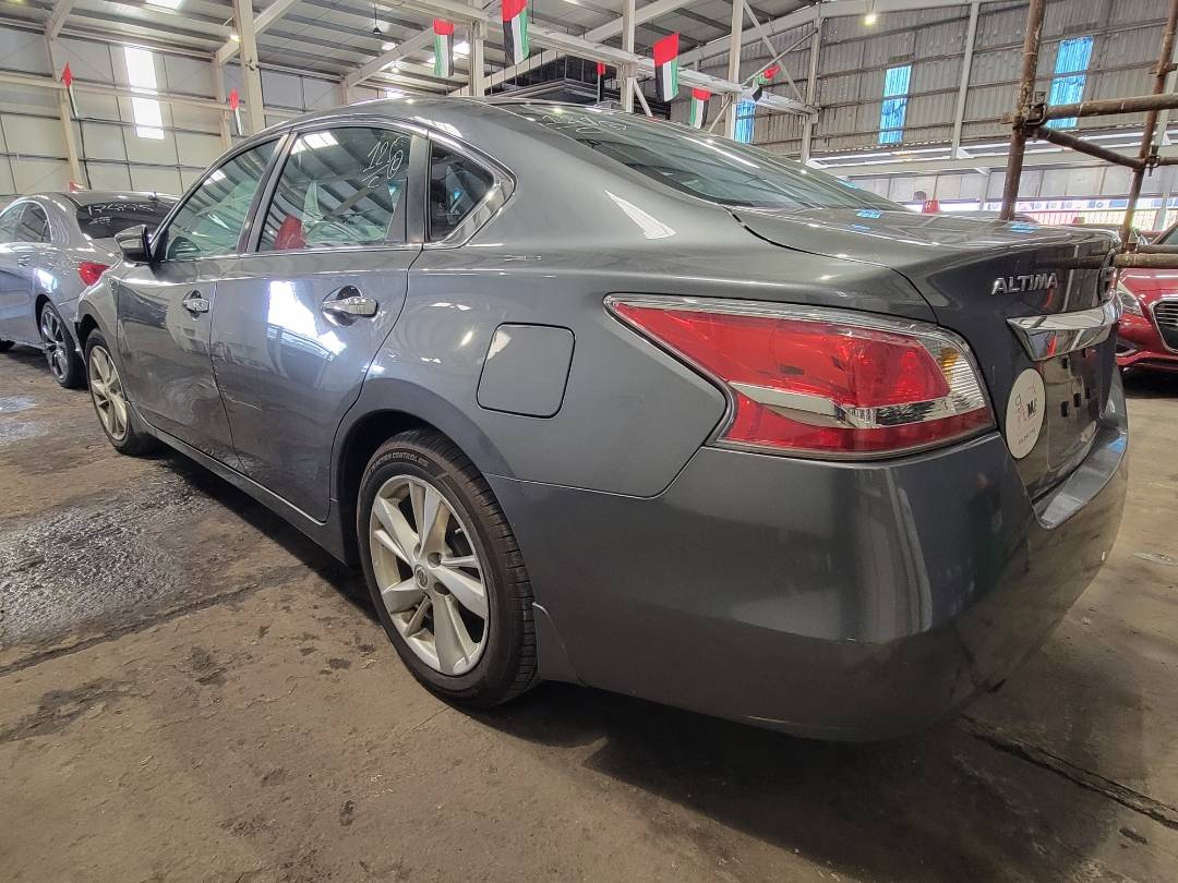 2015 NISSAN ALTIMA — 184073 Miles — Lot FN861513 — Main - Marhaba Auctions Used Cars - Image 5