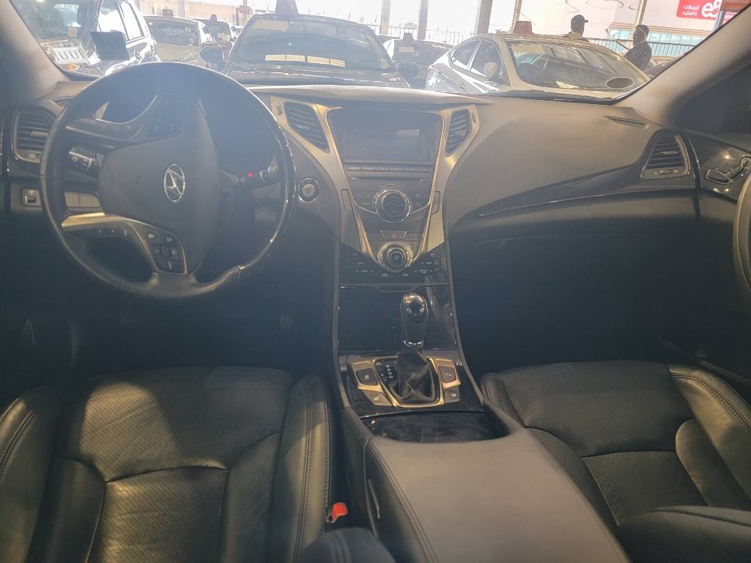 2012 HYUNDAI GRANDEUR — 147556 KM — Lot A162760 — Main - Marhaba Auctions Used Cars - Image 7