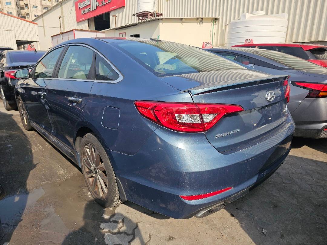 HYUNDAI SONATA SPORT