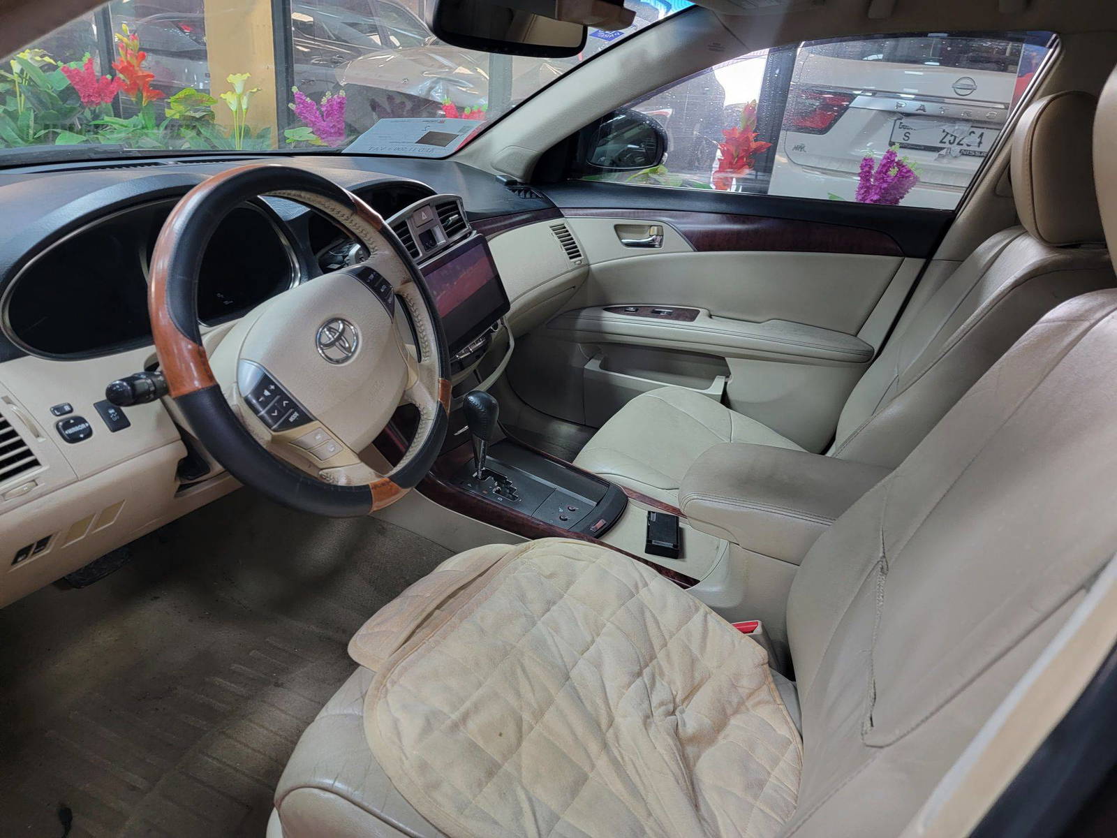 TOYOTA AVALON 2011 - Marhaba Auction Used Cars - Image 8