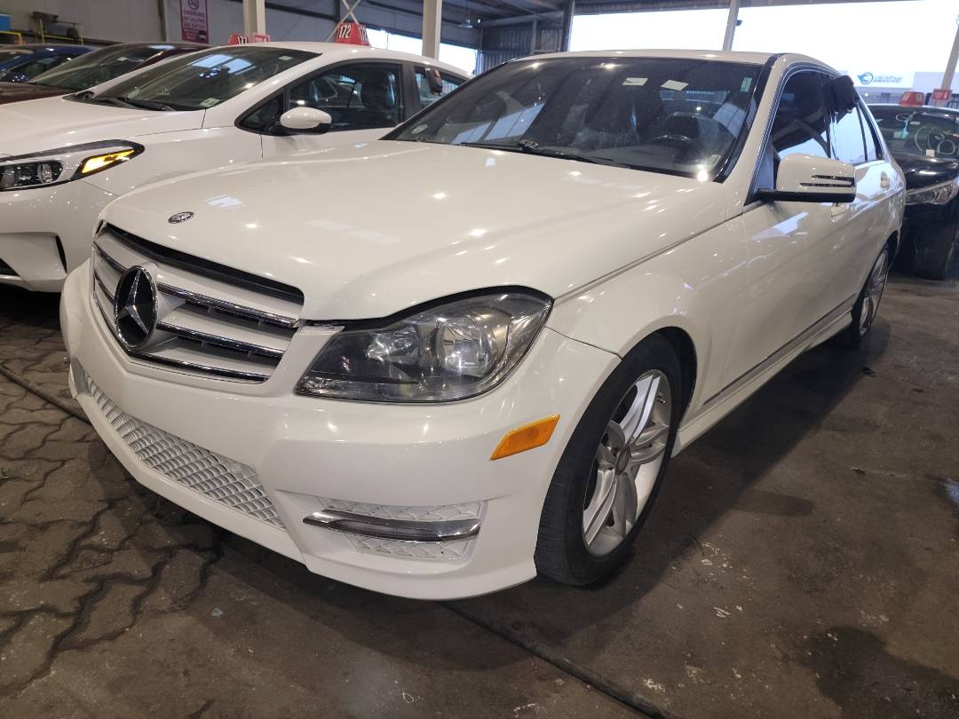 2012 MERCEDES BENZ C300 — 171642 Miles — Lot A725572 - Marhaba Auctions Used Cars - Image 8
