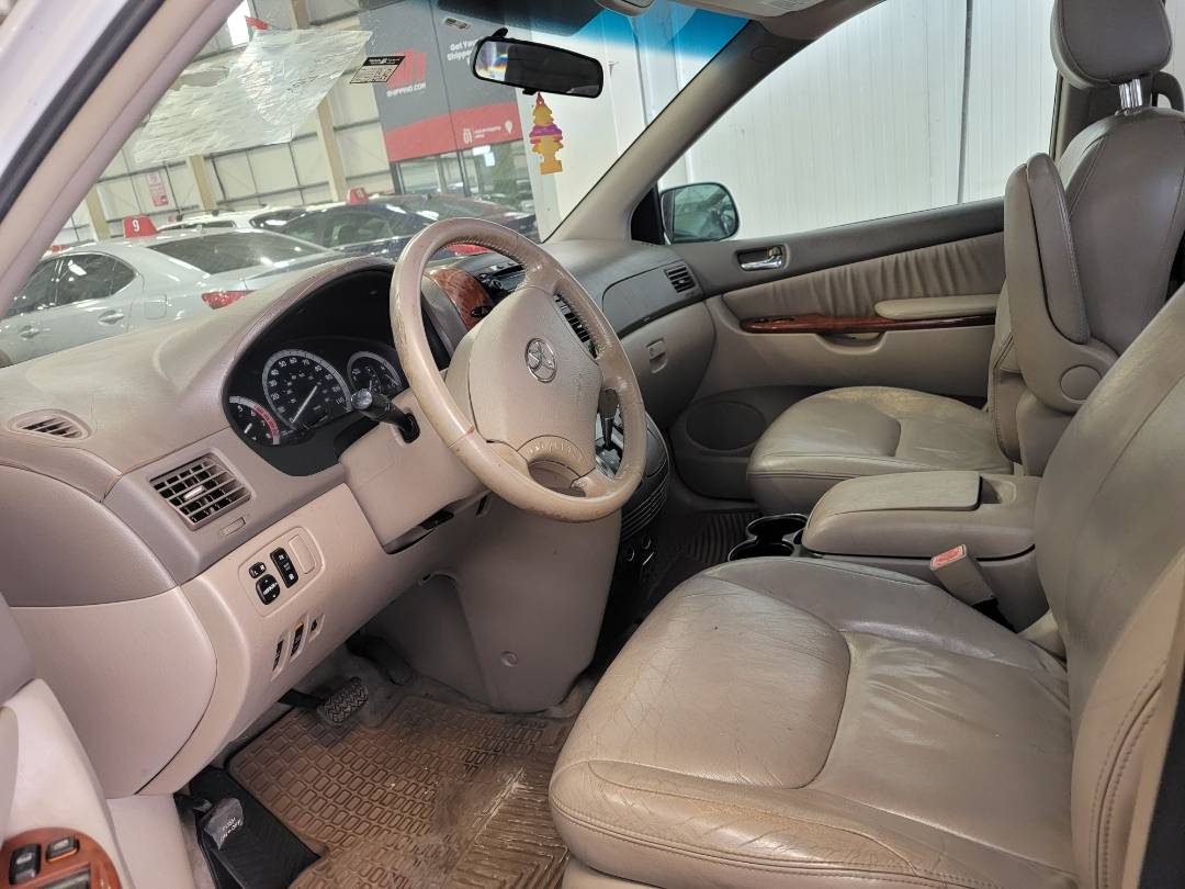 2004 TOYOTA SIENNA — 223253 Miles — Lot 36845913 — Main - Marhaba Auctions Used Cars - Image 8