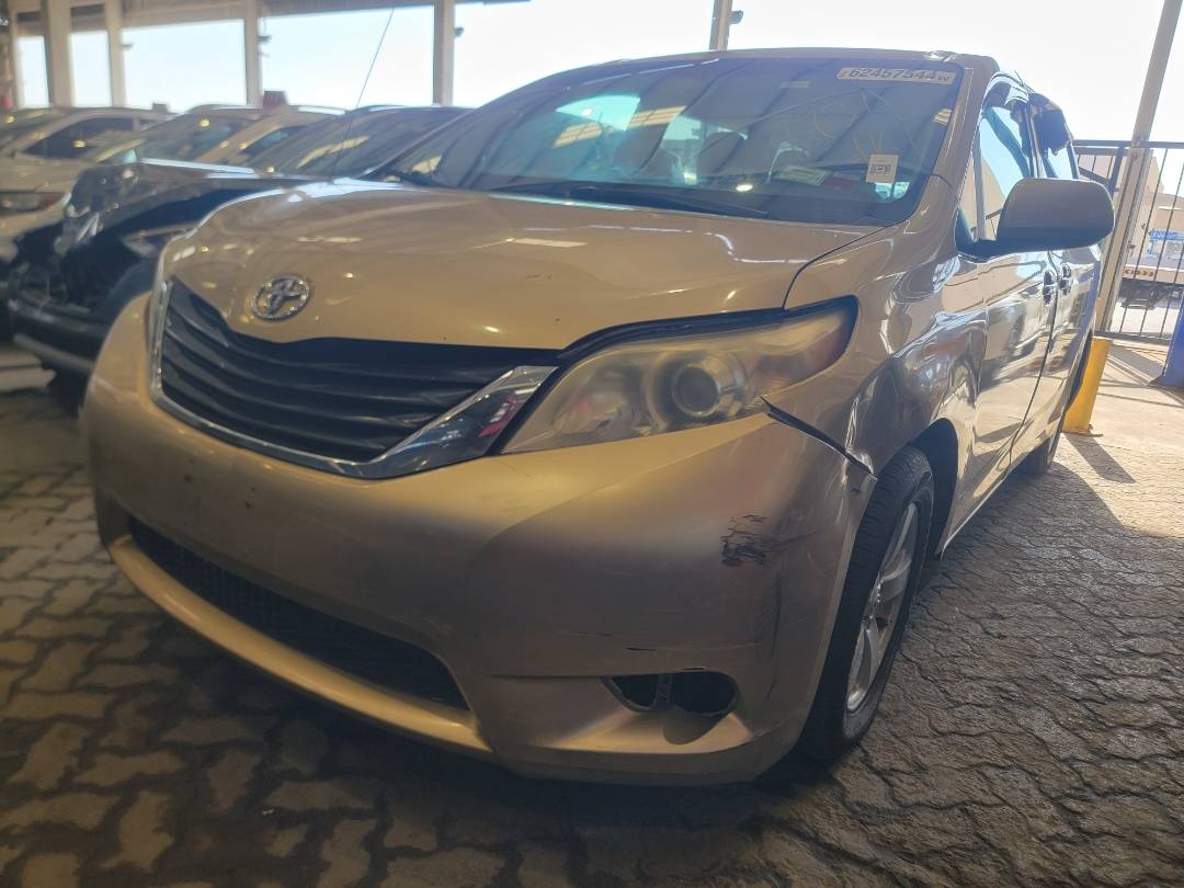 2011 TOYOTA SIENNA — 138571 Miles — Lot 038791 — Main - Marhaba Auctions Used Cars - Image 4
