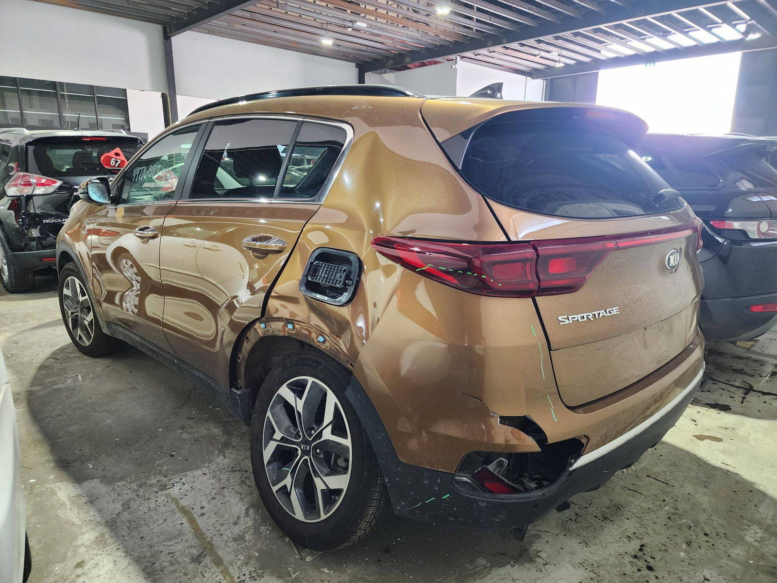 2021 KIA SPORTAGE — 37420 Miles — Lot 49776395 — Main - Marhaba Auctions Used Cars - Image 5