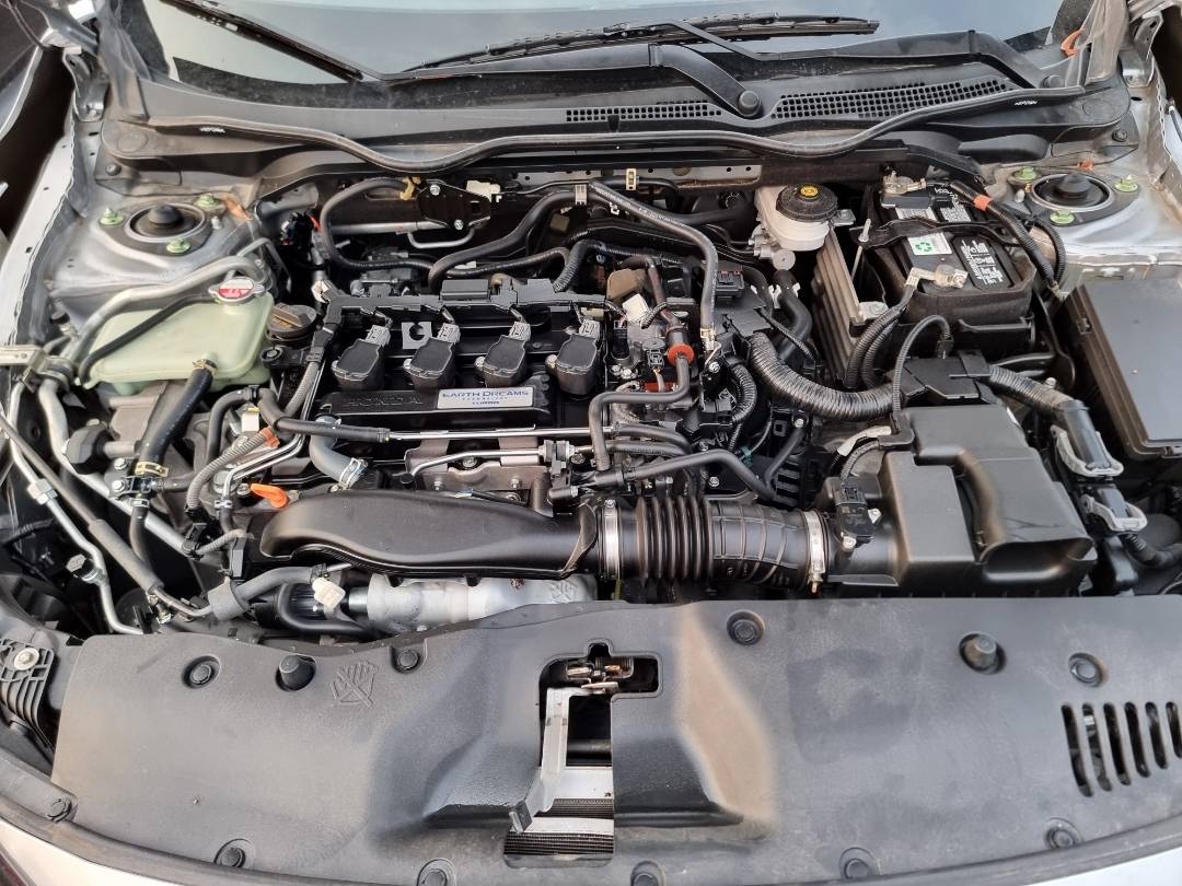2018 HONDA CIVIC — 102206 Miles — Lot 38408004 — Ind. 12 - Marhaba Auctions Used Cars - Image 10