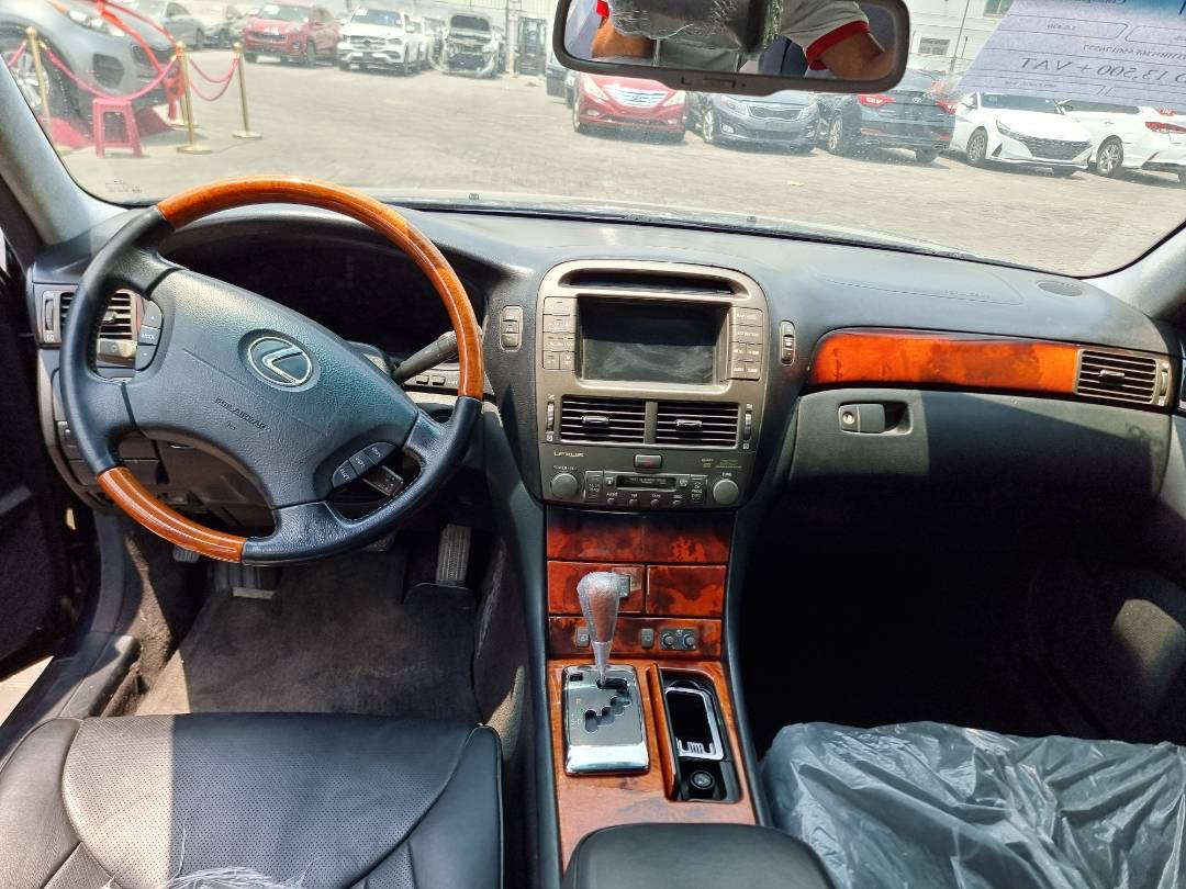 2005 LEXUS LS 430 — 185158 KM — Lot 0176577 — Ind. 12 - Marhaba Auctions Used Cars - Image 8
