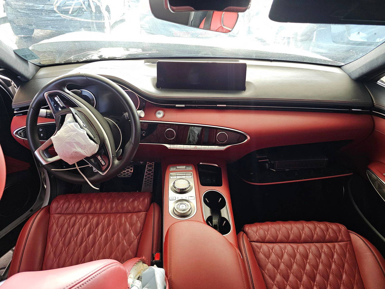 GENESIS GV70 2022 - Marhaba Auction Used Cars - Image 8