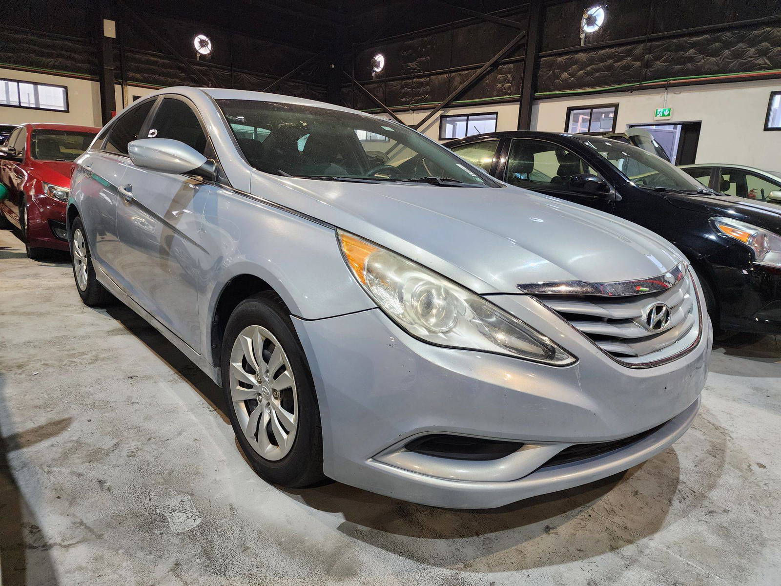 2011 HYUNDAI SONATA — 186970 Miles — Lot 55405034 — Souq - Marhaba Auctions Used Cars - Image 4