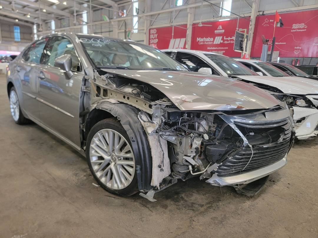 2016 LEXUS ES 350 — 109343 Miles — Lot GU008511 — Main - Marhaba Auctions Used Cars - Image 5