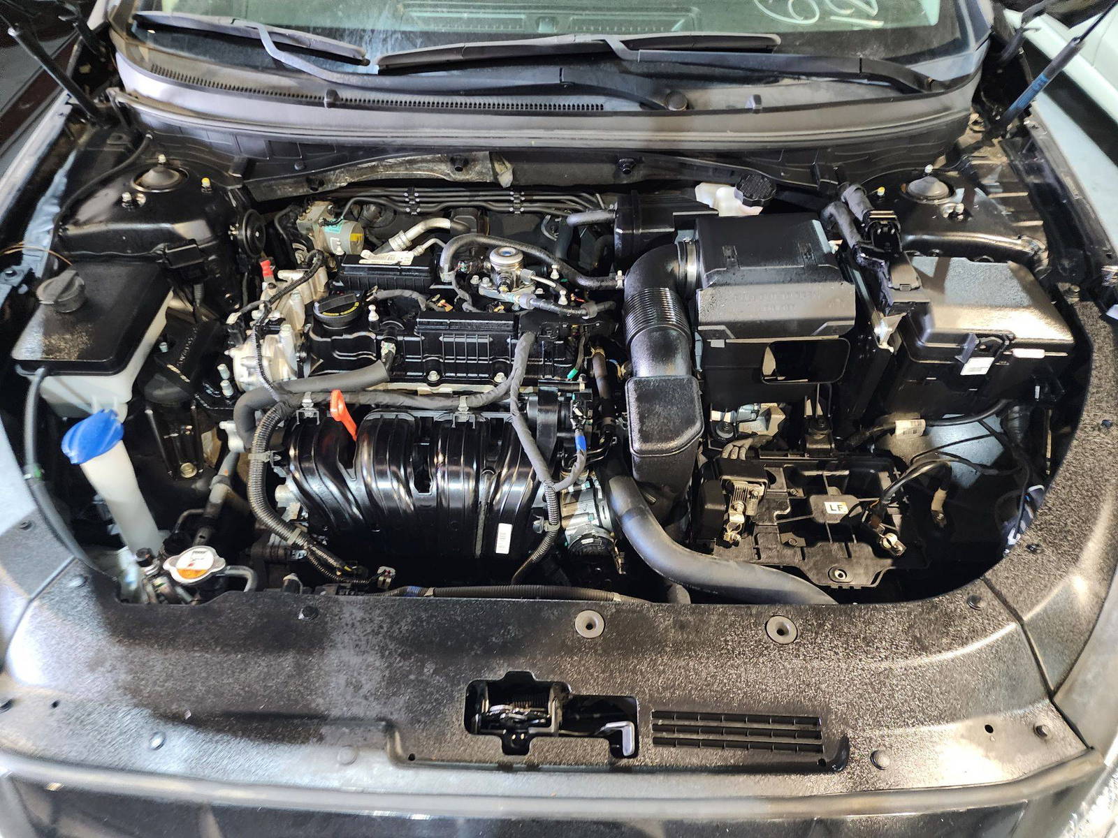 2018 HYUNDAI SONATA — 70345 Miles — Lot 78266614 — Al Quoz - Marhaba Auctions Used Cars - Image 11