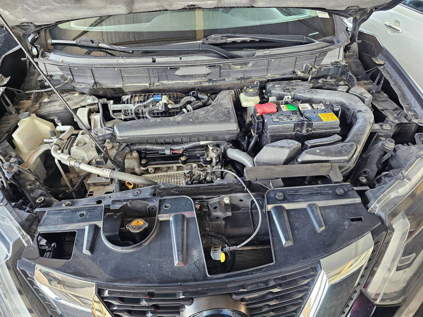 2019 NISSAN ROGUE — 128309 Miles — Lot KC821961 — Souq - Marhaba Auctions Used Cars - Image 11