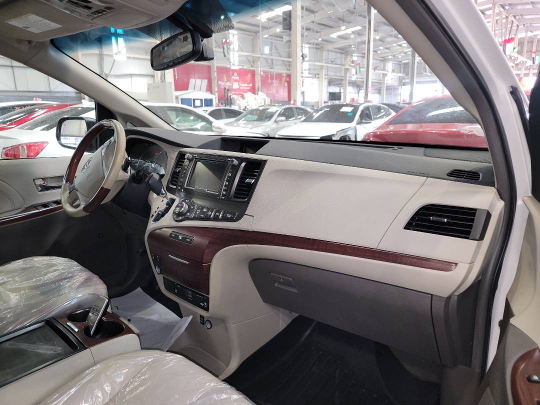 2011 TOYOTA SIENNA — 190277 Miles — Lot S008836 - Marhaba Auctions Used Cars - Image 6