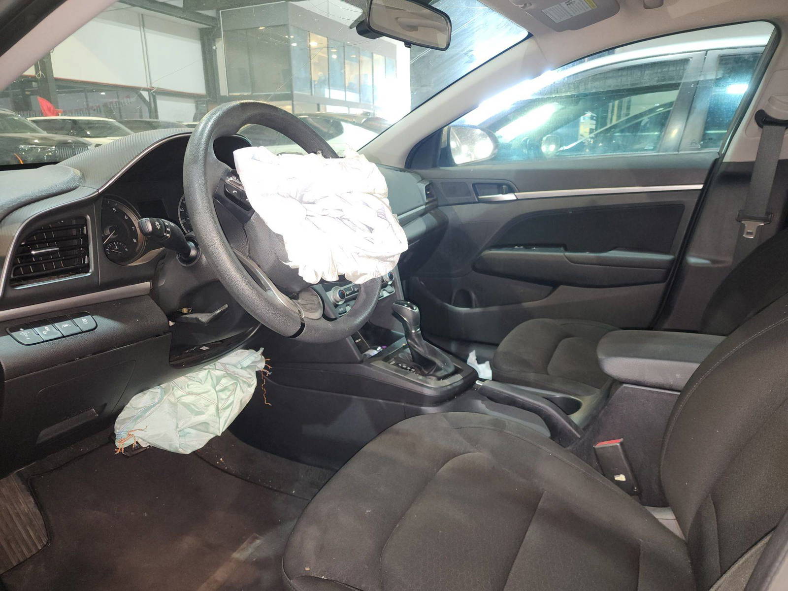 HYUNDAI ELANTRA 2020 - Marhaba Auction Used Cars - Image 9