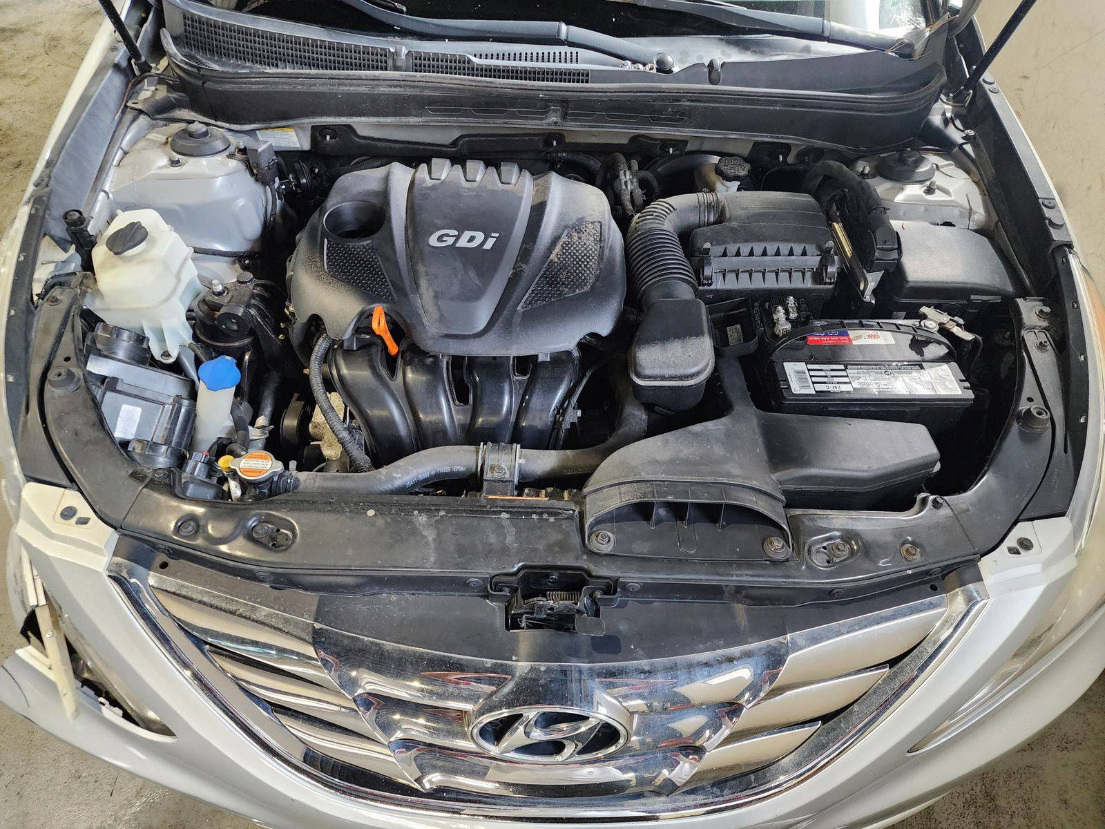 2012 HYUNDAI SONATA — 123108 Miles — Lot 48785435 — Al Quoz - Marhaba Auctions Used Cars - Image 11