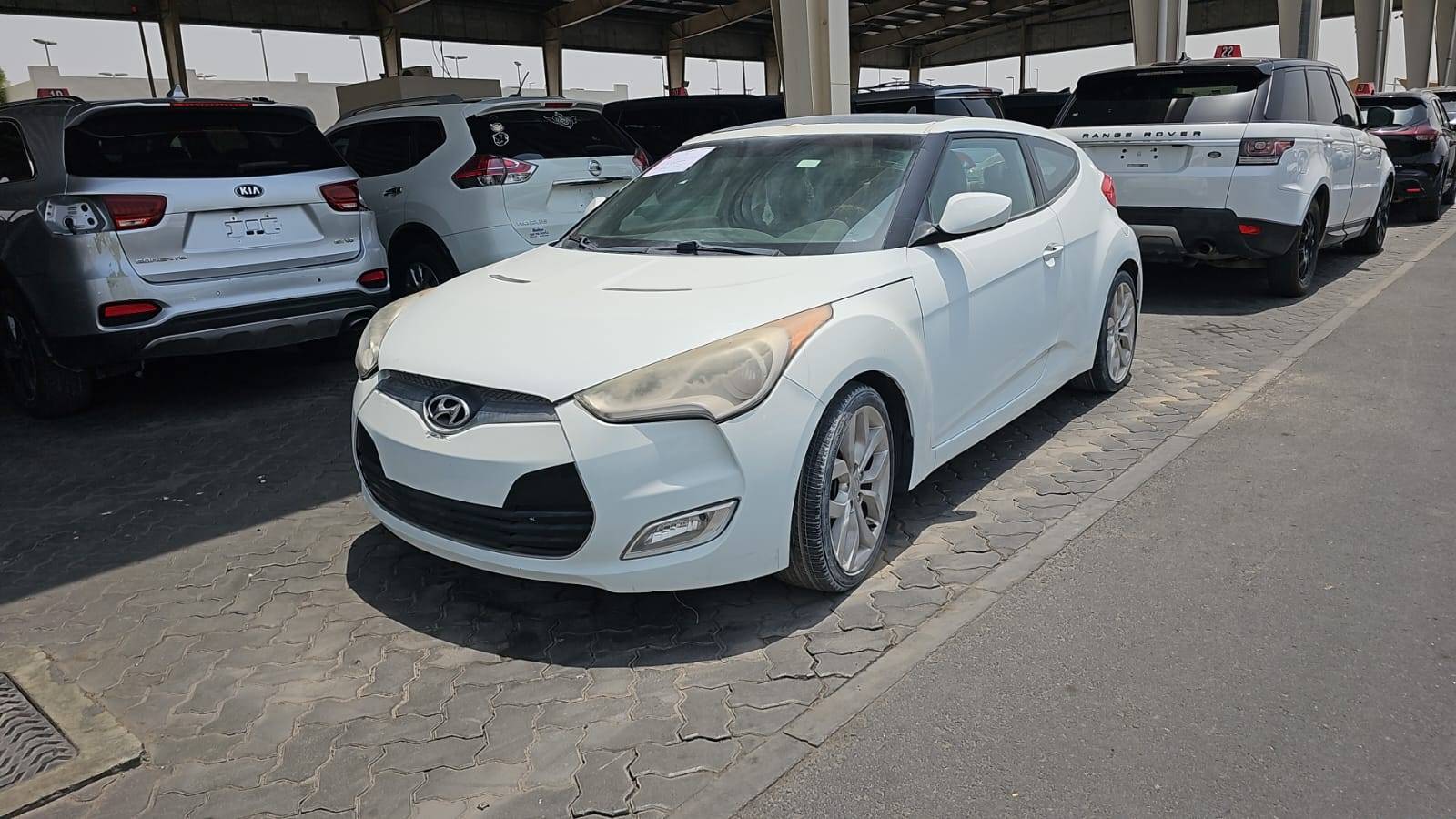 2013 HYUNDAI VELOSTER — 225526 Miles — Lot DU095984 — Souq - Marhaba Auctions Used Cars - Image 6