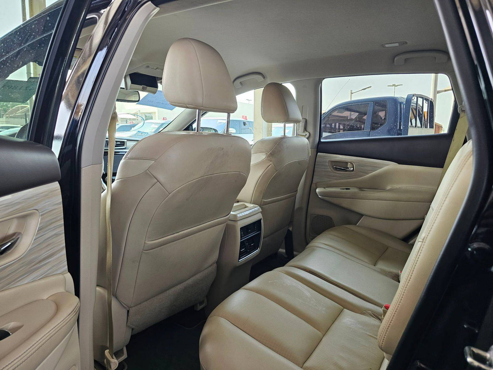 2018 NISSAN MURANO — 150729 Miles — Lot 6JN172555 — Souq - Marhaba Auctions Used Cars - Image 6