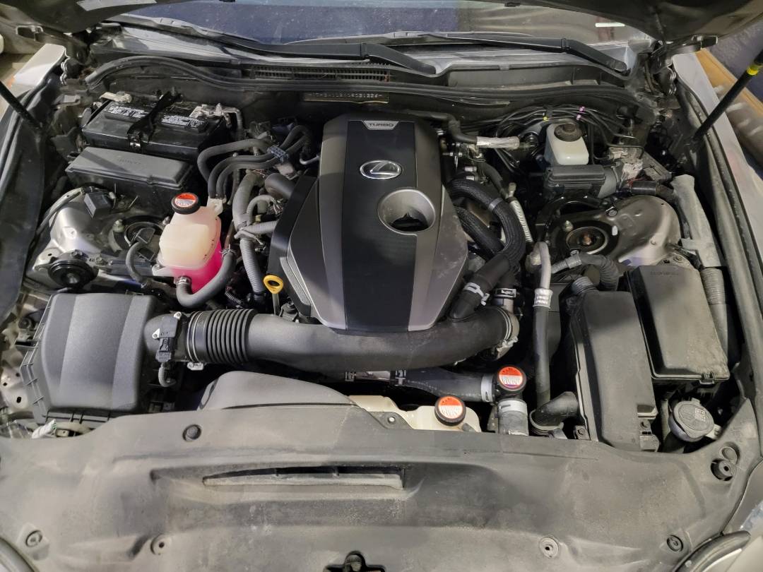 2016 LEXUS IS 200T — 112939 Miles — Lot G5021226 — Main - Marhaba Auctions Used Cars - Image 7
