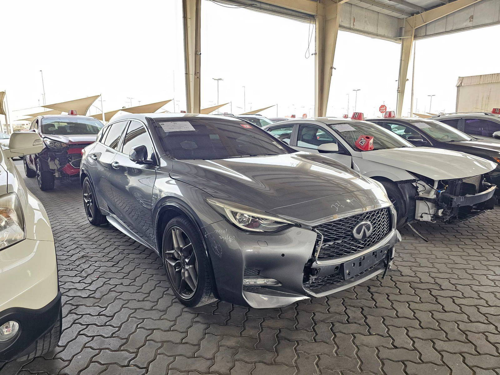 2017 INFINITI Q30S — 68894 KM — Lot 053028 — Souq - Marhaba Auctions Used Cars - Image 4