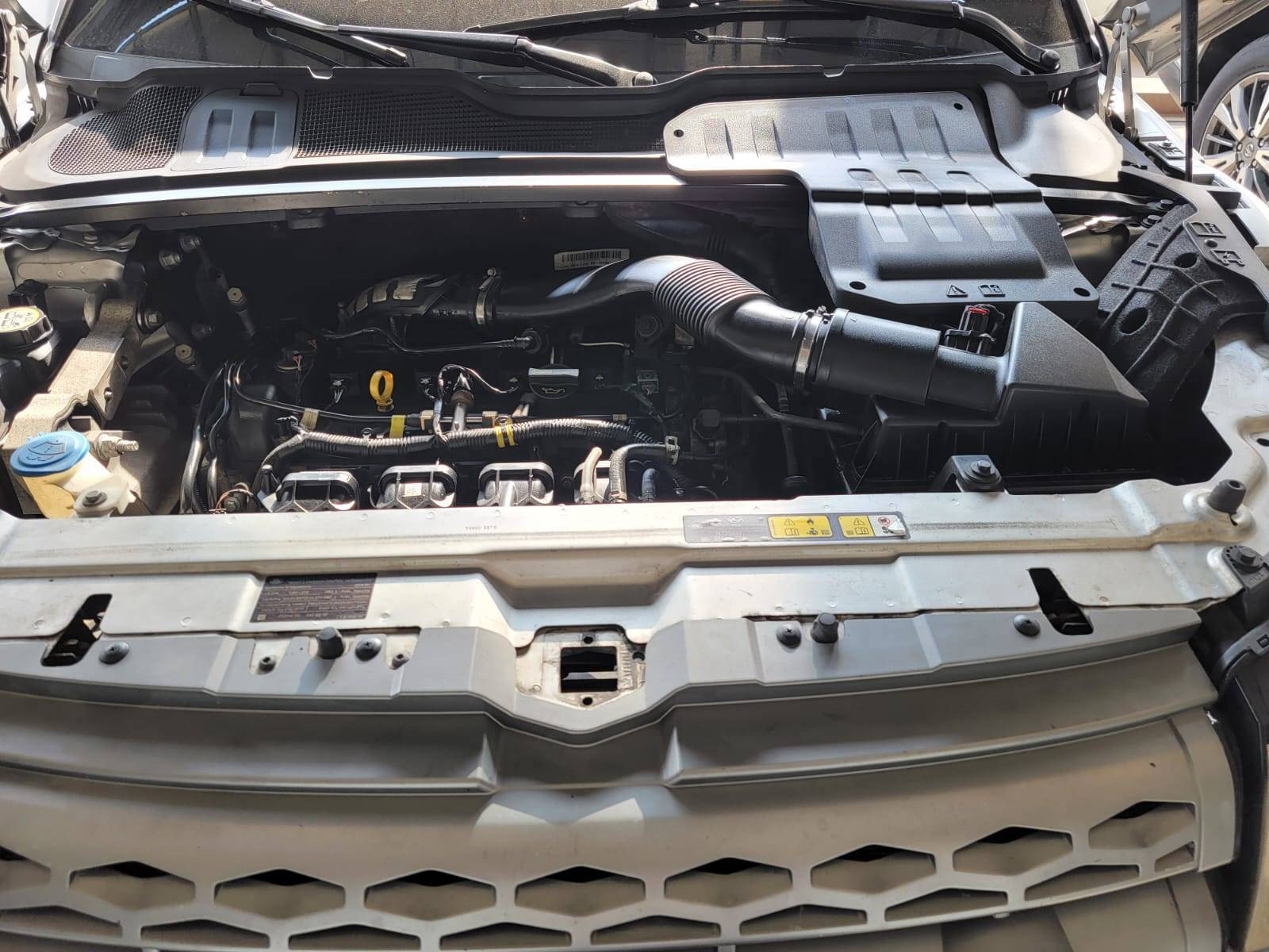 LAND ROVER RANGE ROVER EVOQUE PURE PLUS 2015 - Marhaba Auction Used Cars - Image 11