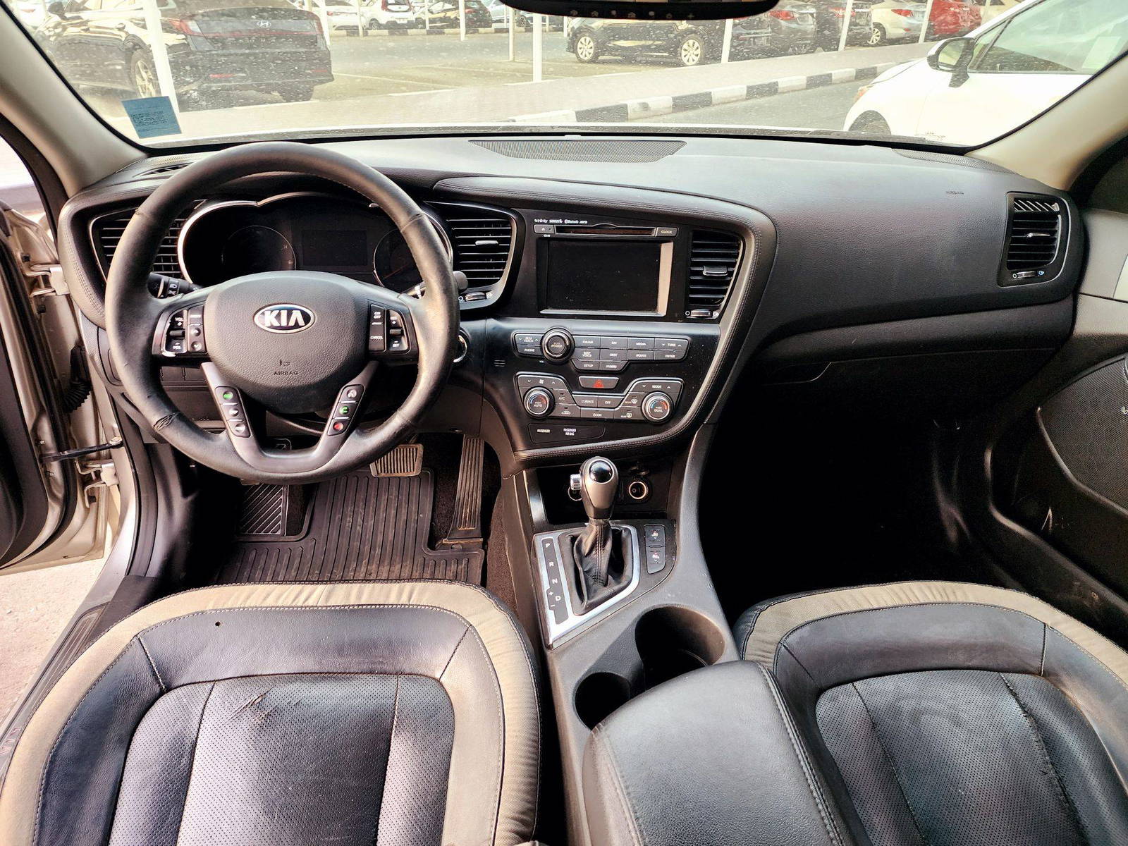 2012 KIA OPTIMA — 187635 Miles — Lot ADXC5024788 — Souq - Marhaba Auctions Used Cars - Image 7