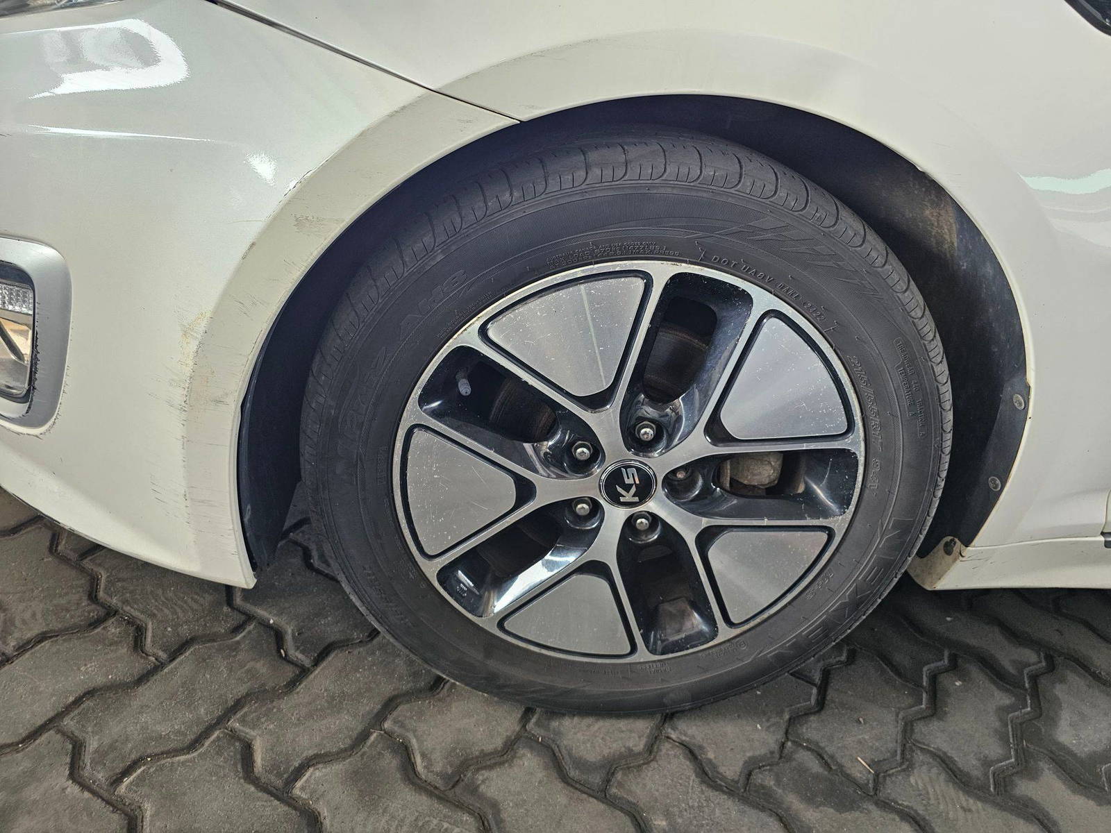 2012 KIA K5 — 300011 KM — Lot 005706 — Souq - Marhaba Auctions Used Cars - Image 11