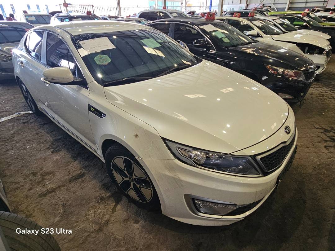 2013 KIA K5 — 133664 KM — Lot 047874 — Main - Marhaba Auctions Used Cars - Image 6