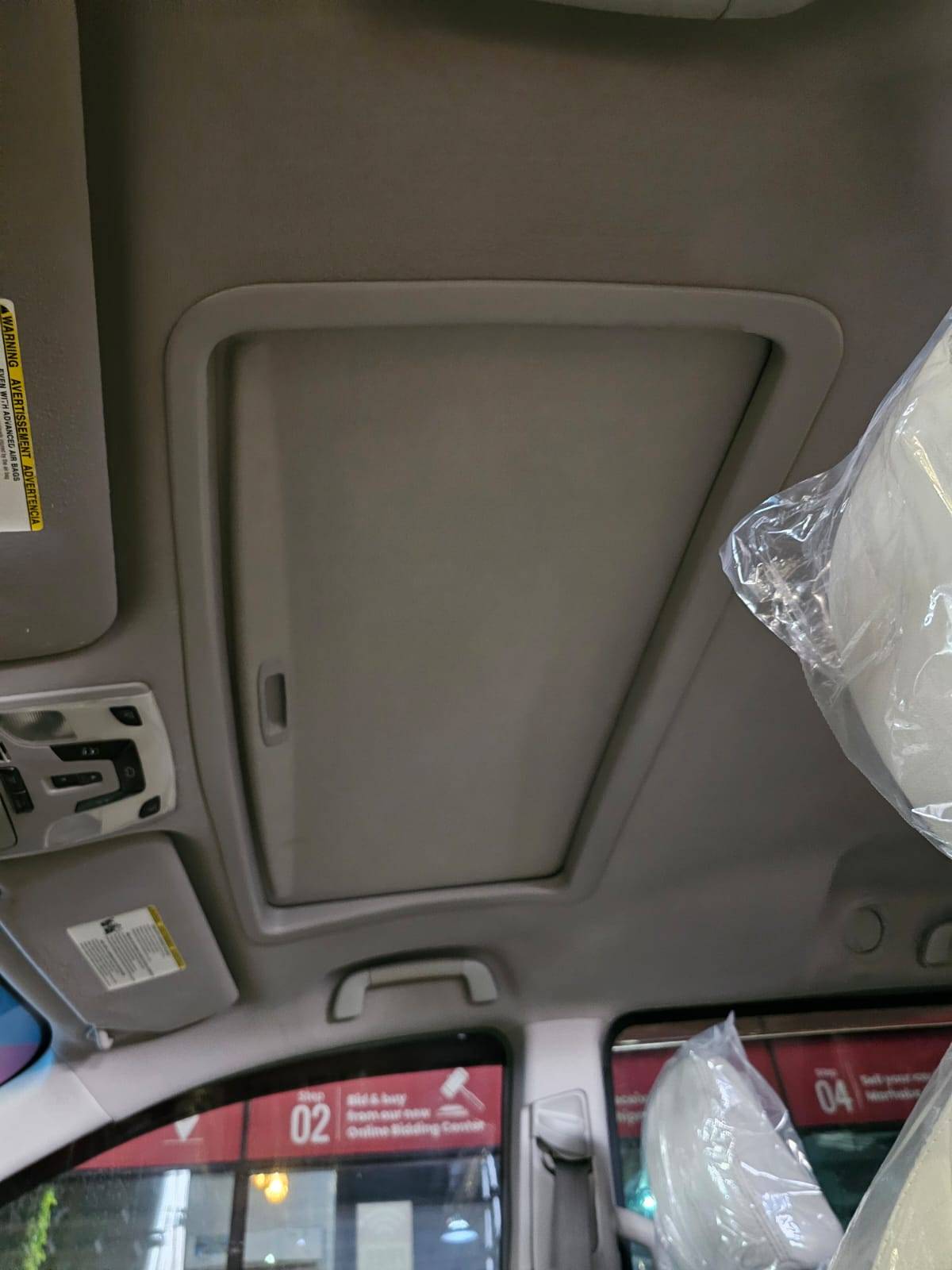 2014 TOYOTA SIENNA — 132664 Miles — Lot 522630 — Main - Marhaba Auctions Used Cars - Image 10