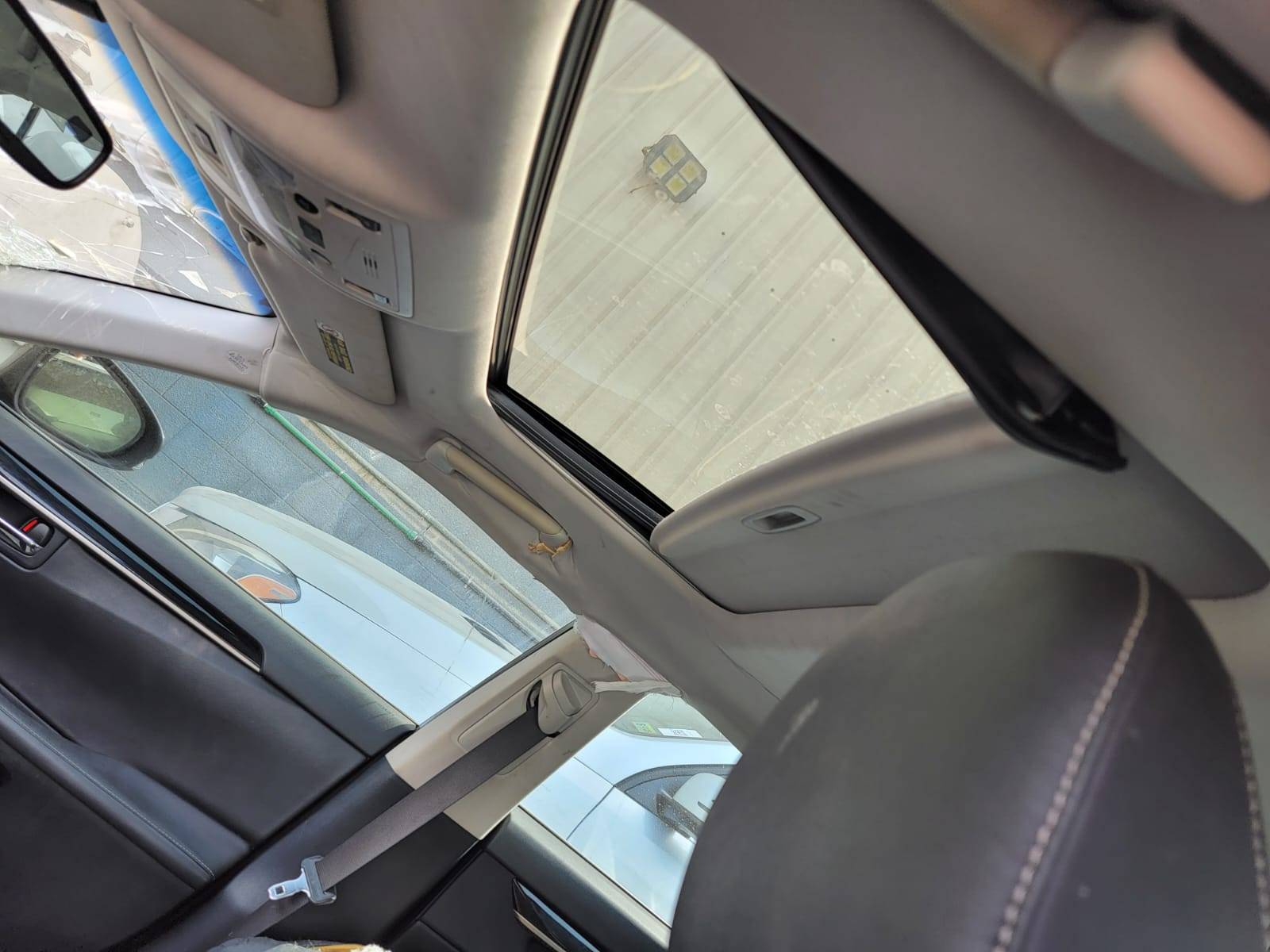 2015 LEXUS ES 350 — 180581 Miles — Lot XF2155047 — Main - Marhaba Auctions Used Cars - Image 10