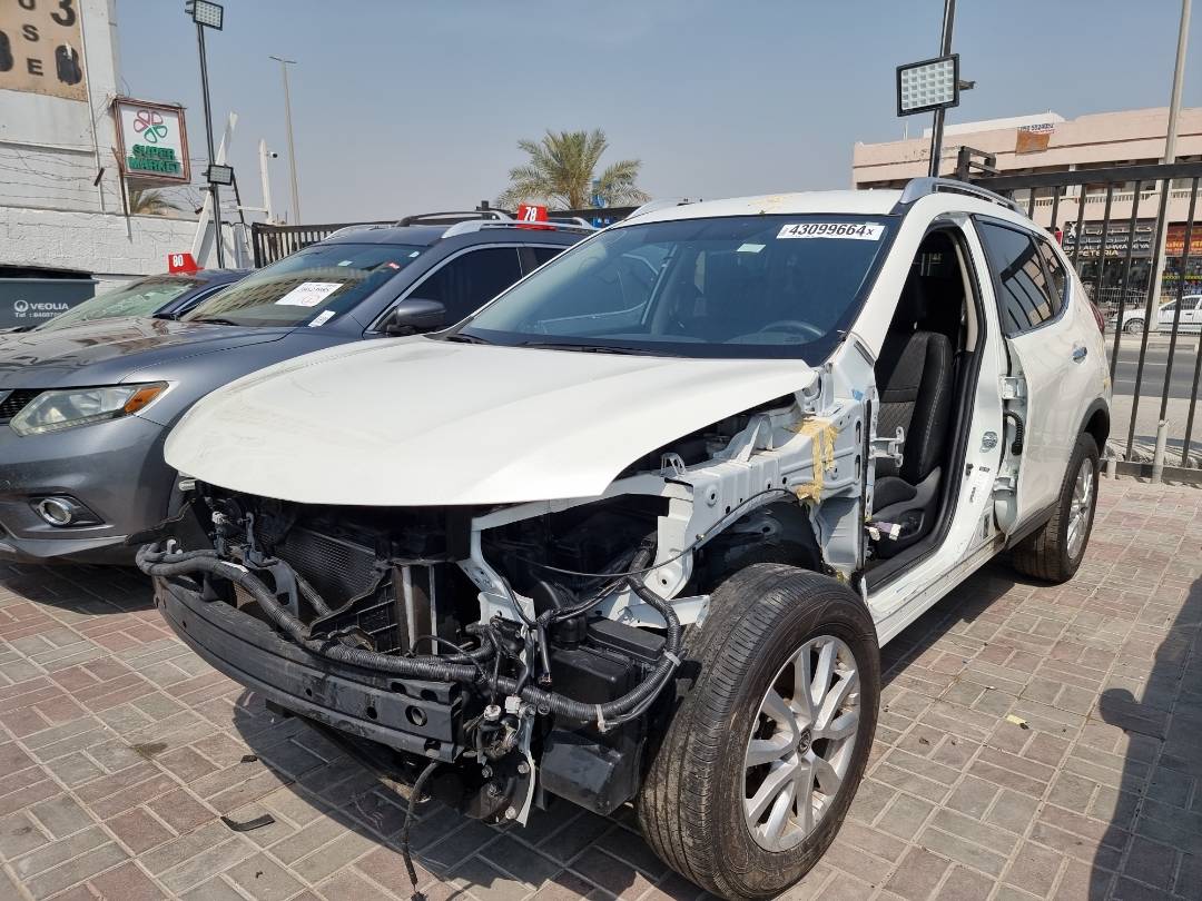 2018 NISSAN ROGUE — 92738 Miles — Lot 43099664 — Ind. 12 - Marhaba Auctions Used Cars - Image 5