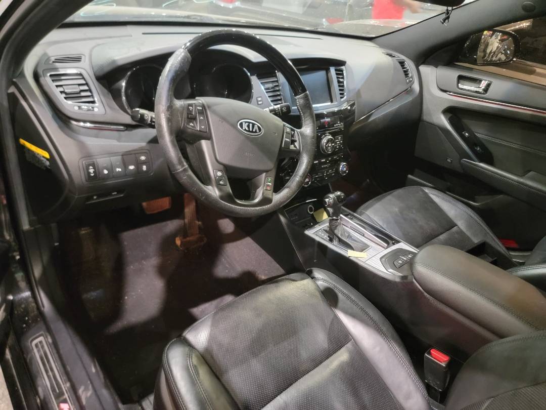 2011 KIA K7 — 184814 KM — Lot 040202 — Main - Marhaba Auctions Used Cars - Image 7