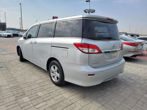 NISSAN QUEST