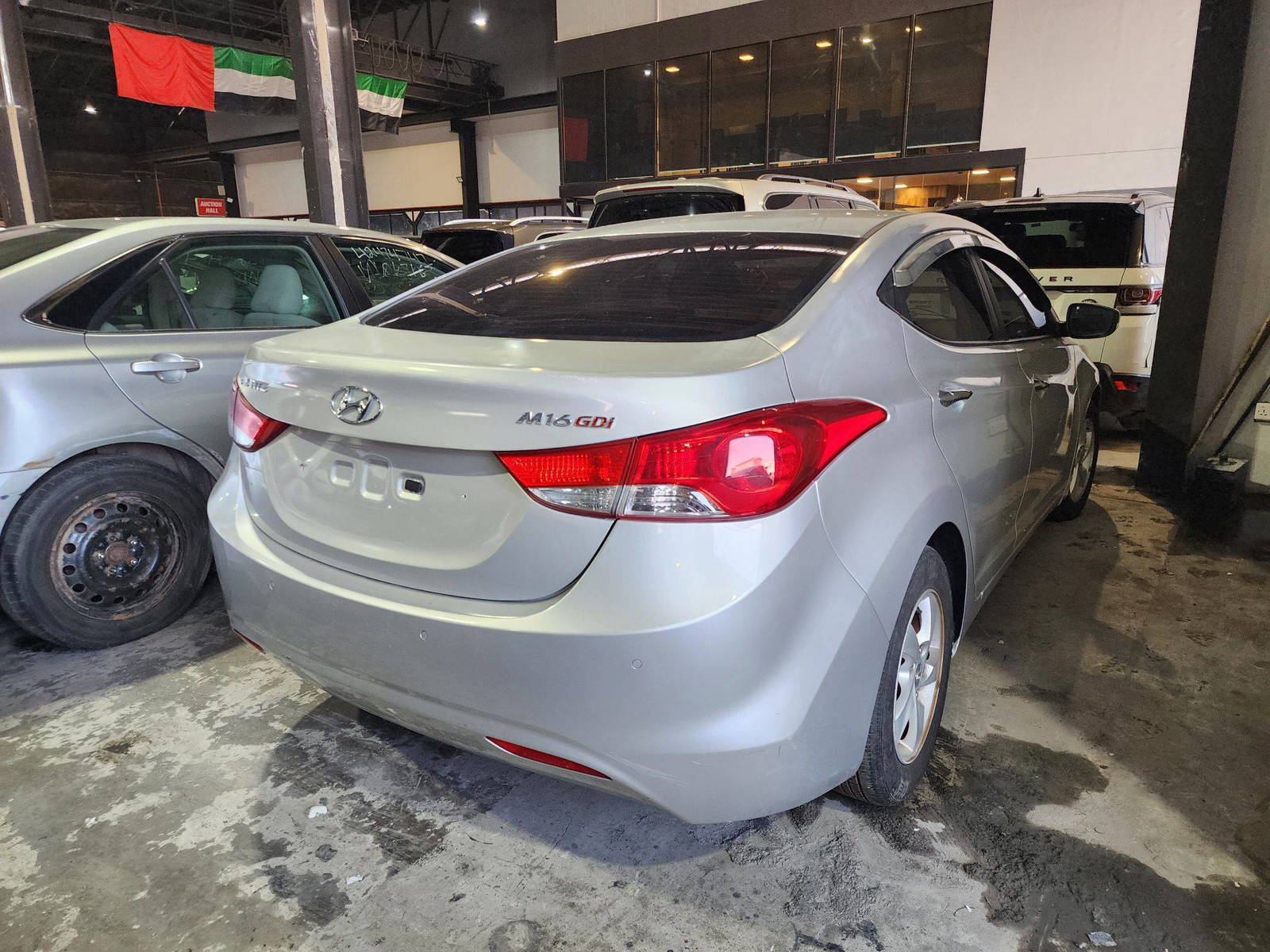 2011 HYUNDAI AVANTE — 77174 KM — Lot 085915 — Al Quoz - Marhaba Auctions Used Cars - Image 4