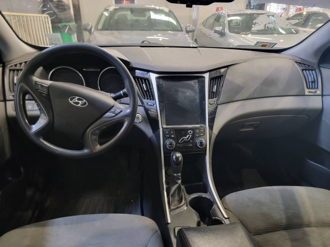 2013 HYUNDAI SONATA — 172386 Miles — Lot 37934903 — Main - Marhaba Auctions Used Cars - Image 7