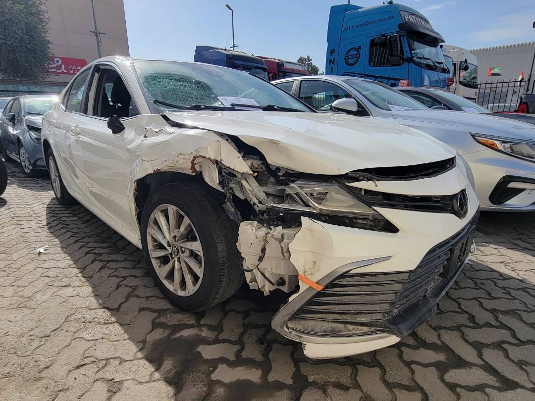 2022 TOYOTA CAMRY — 83584 Miles — Lot 648374 — Main - Marhaba Auctions Used Cars - Image 4