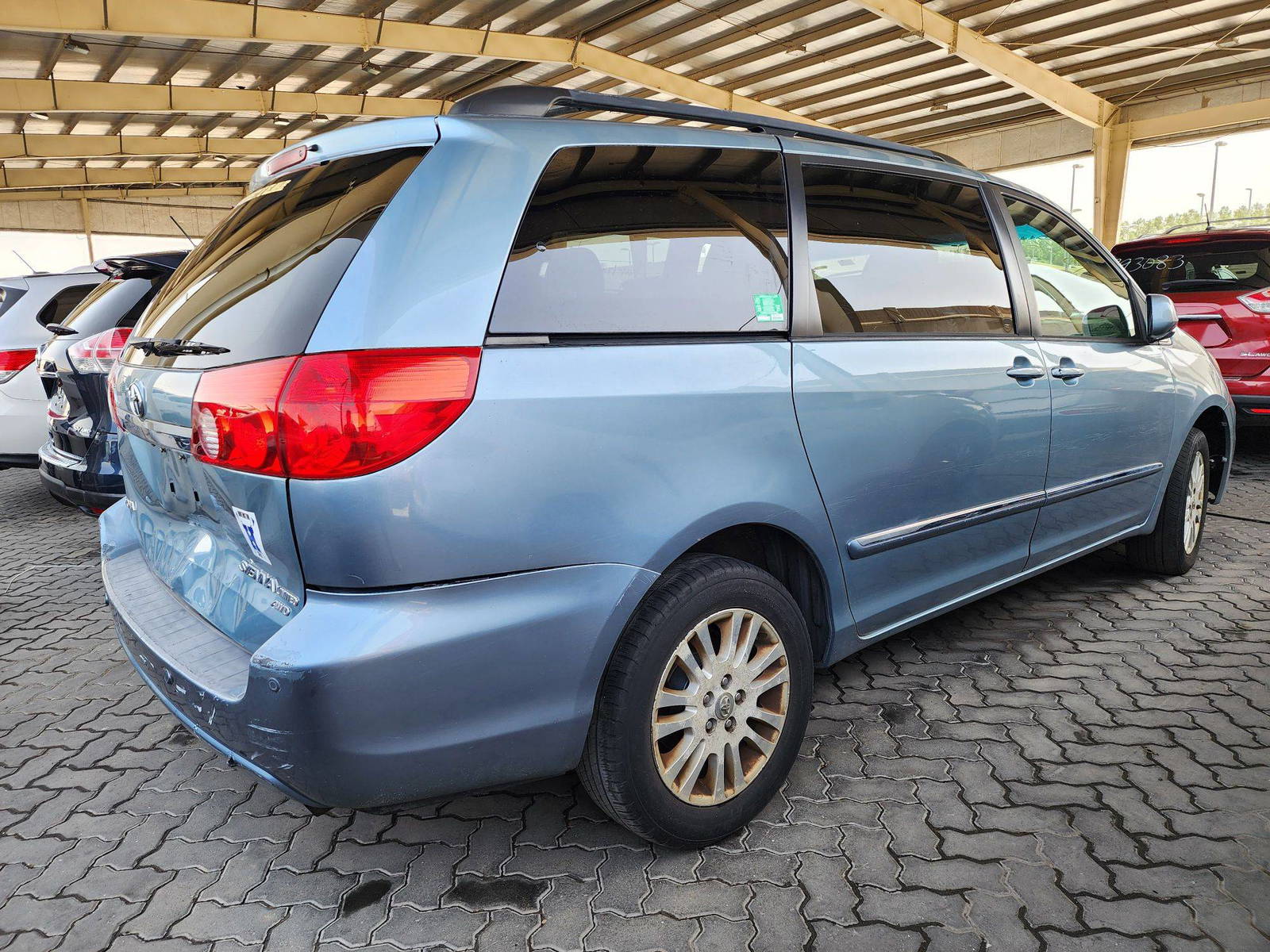 2009 TOYOTA SIENNA — 146148 Miles — Lot 39641773 — Souq - Marhaba Auctions Used Cars - Image 3