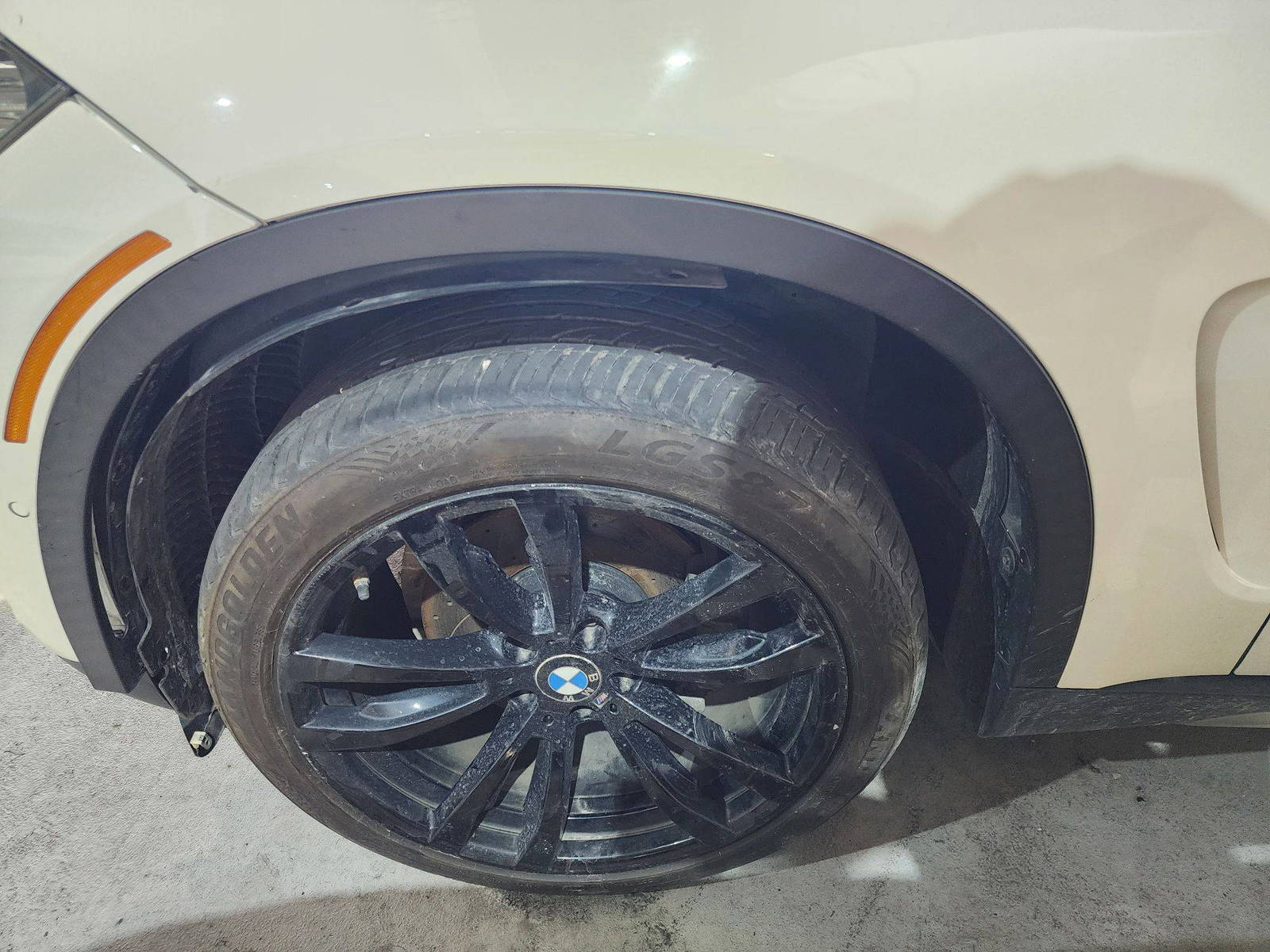2018 BMW X5 SDRIVE35I — 96780 Miles — Lot 43342005 — Souq - Marhaba Auctions Used Cars - Image 13