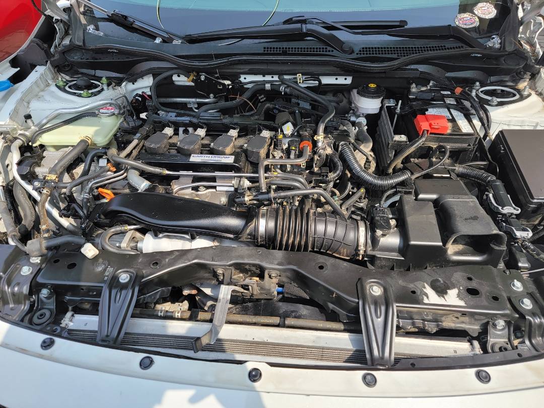 2017 HONDA CIVIC — 91980 Miles — Lot HU214552 — Main - Marhaba Auctions Used Cars - Image 11