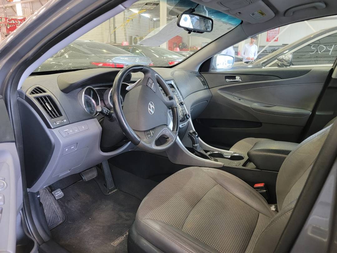 2013 HYUNDAI SONATA — 130582 Miles — Lot DH522445 — Main - Marhaba Auctions Used Cars - Image 6