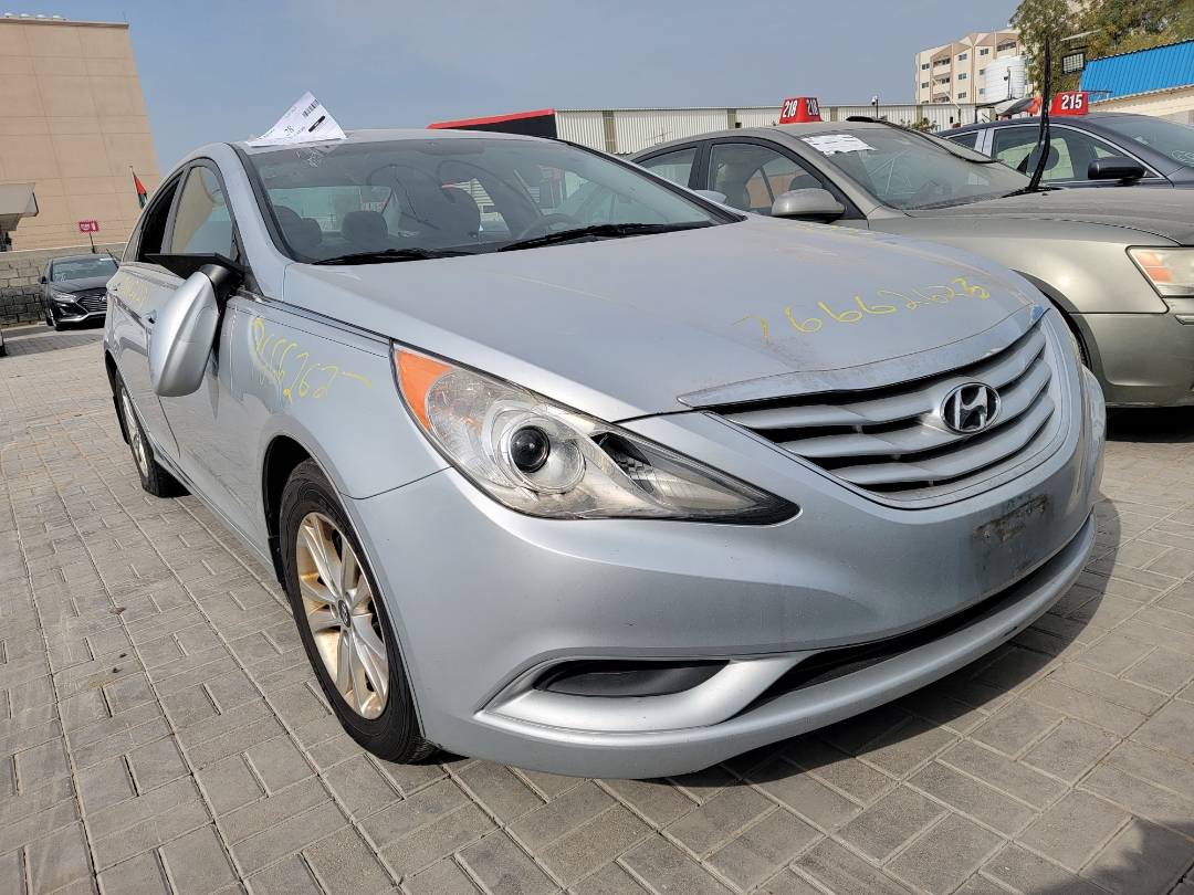 2013 HYUNDAI SONATA — 157547 Miles — Lot 76662623 - Marhaba Auctions Used Cars - Image 8